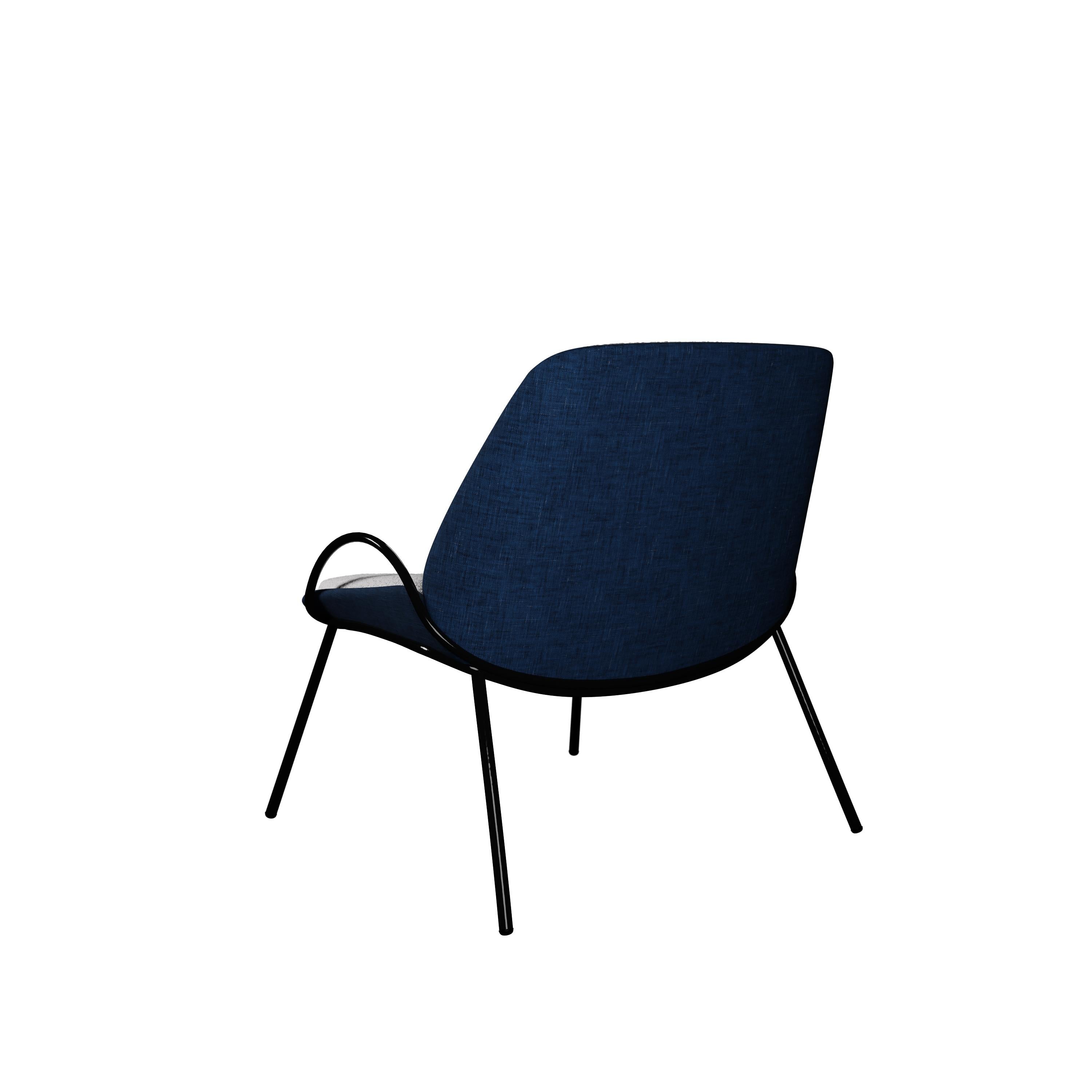 Portugais Armchair Munch with half arm in fabric and boucle handcrafted by Murmurio en vente