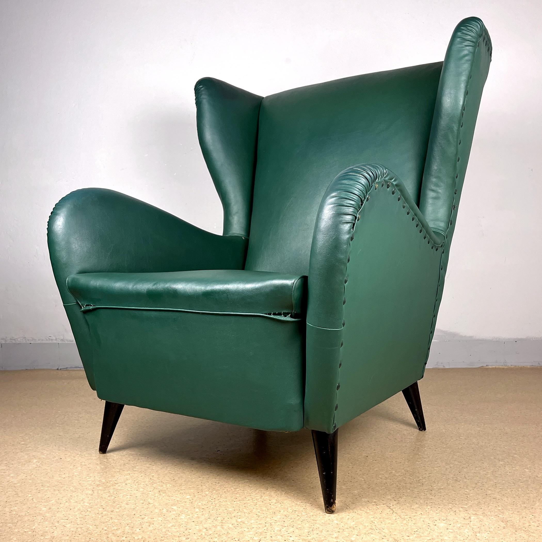 Leather Armchair of Paolo Buffa Italy 1950s Green leather