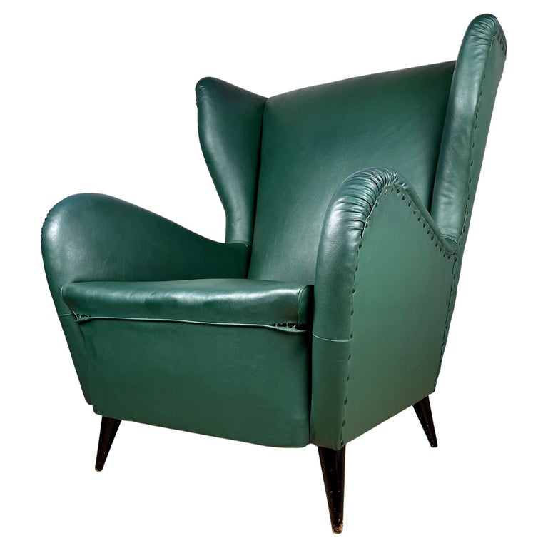Armchair of Paolo Buffa Italy 1950s Green leather For Sale