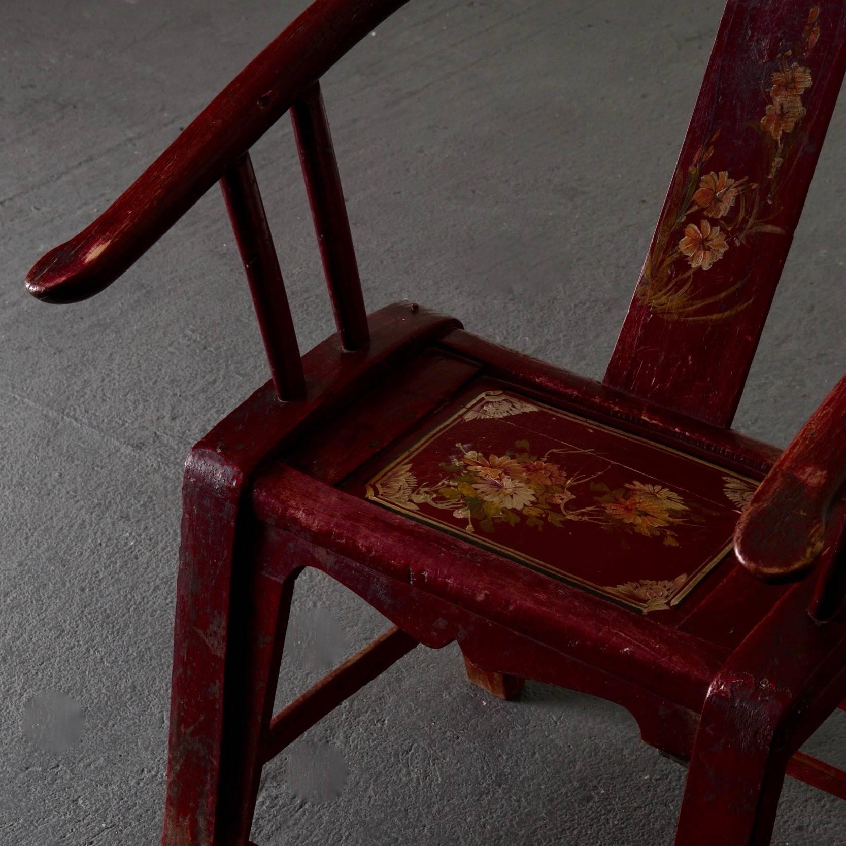 Fauteuil chaise en fer à cheval rouge 19ème siècle Chine en vente 1