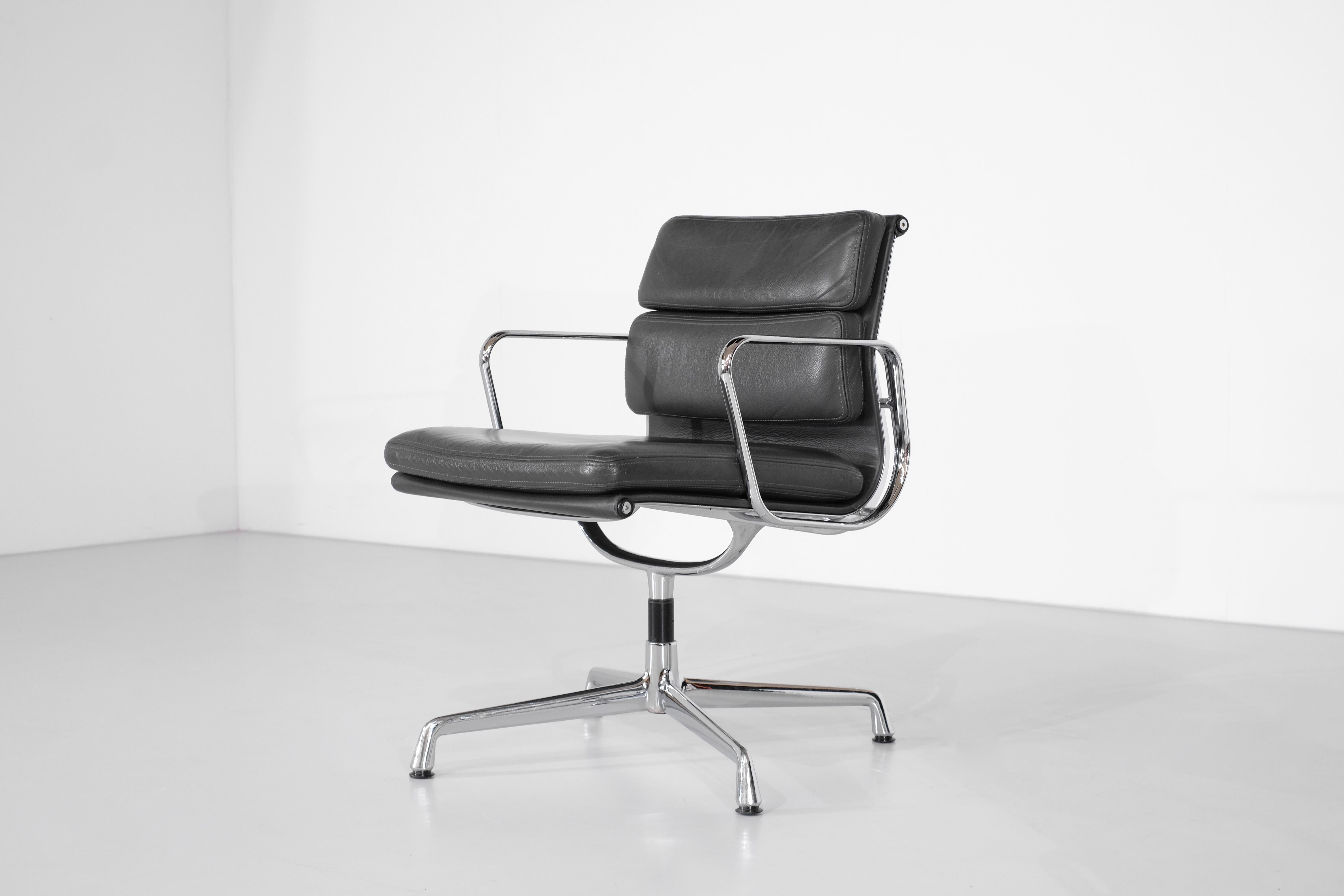 Fauteuil Soft Pad Chair 
