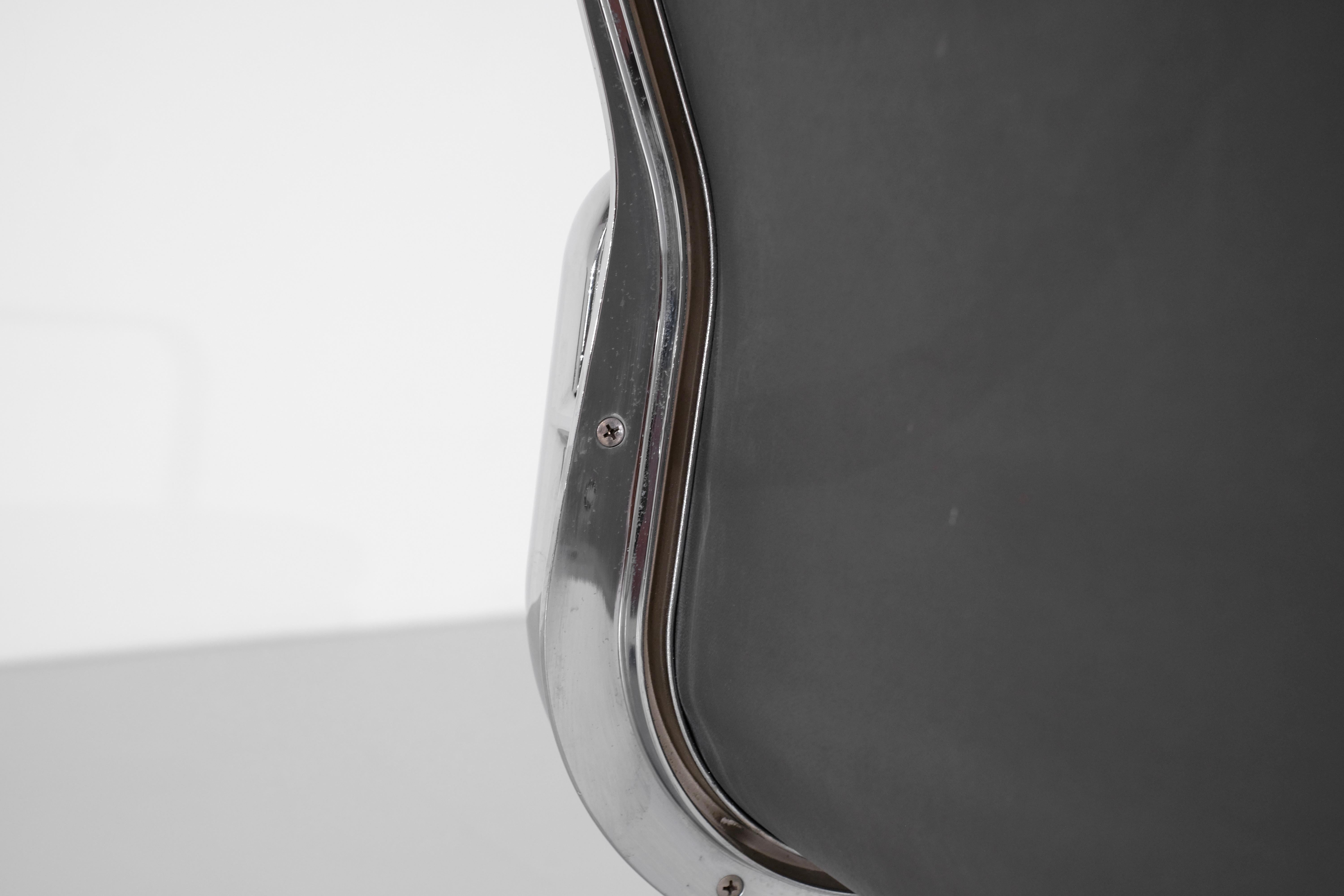 Fauteuil Soft Pad Chair 