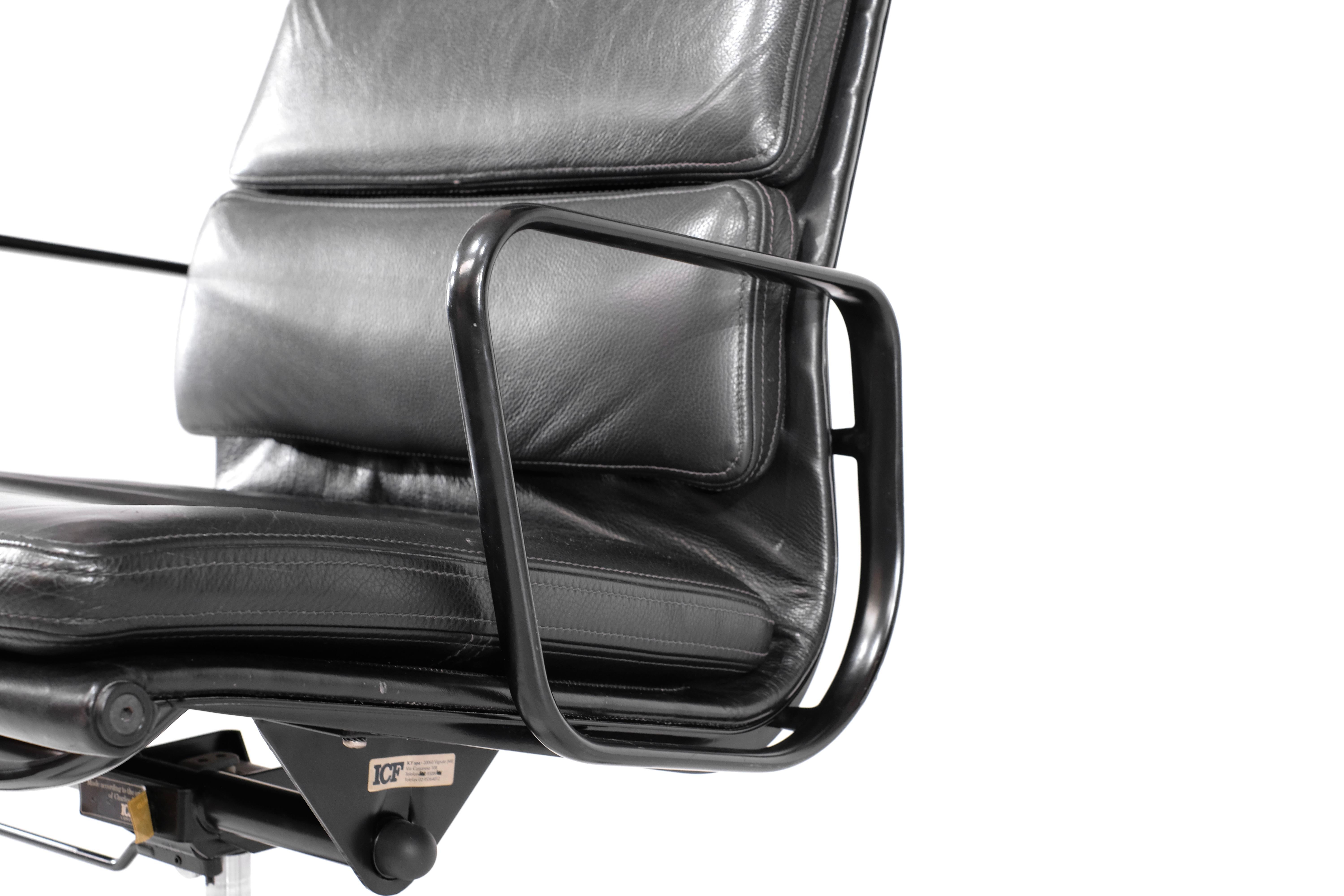 Armchair Soft Pad Chair 