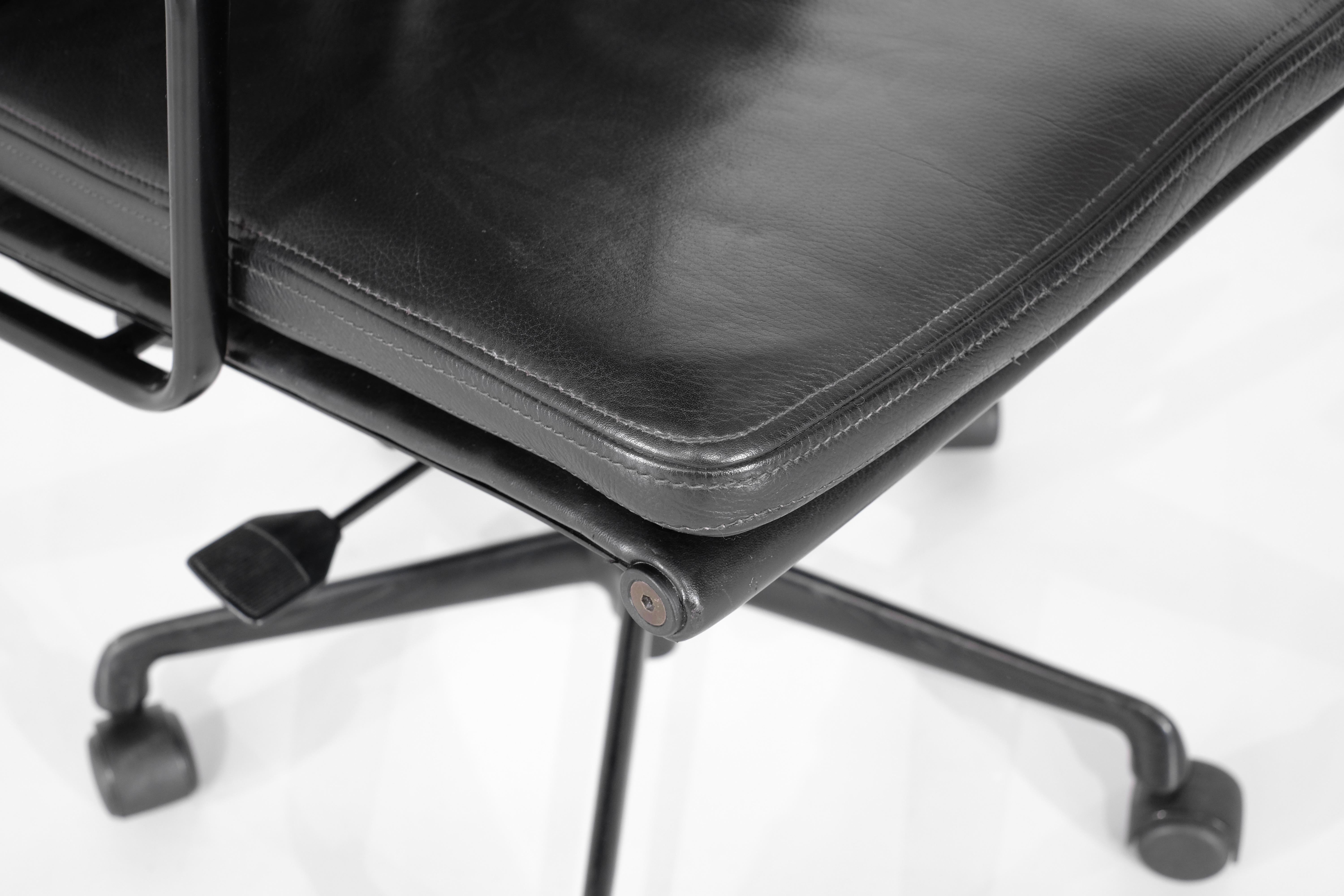 Armchair Soft Pad Chair 