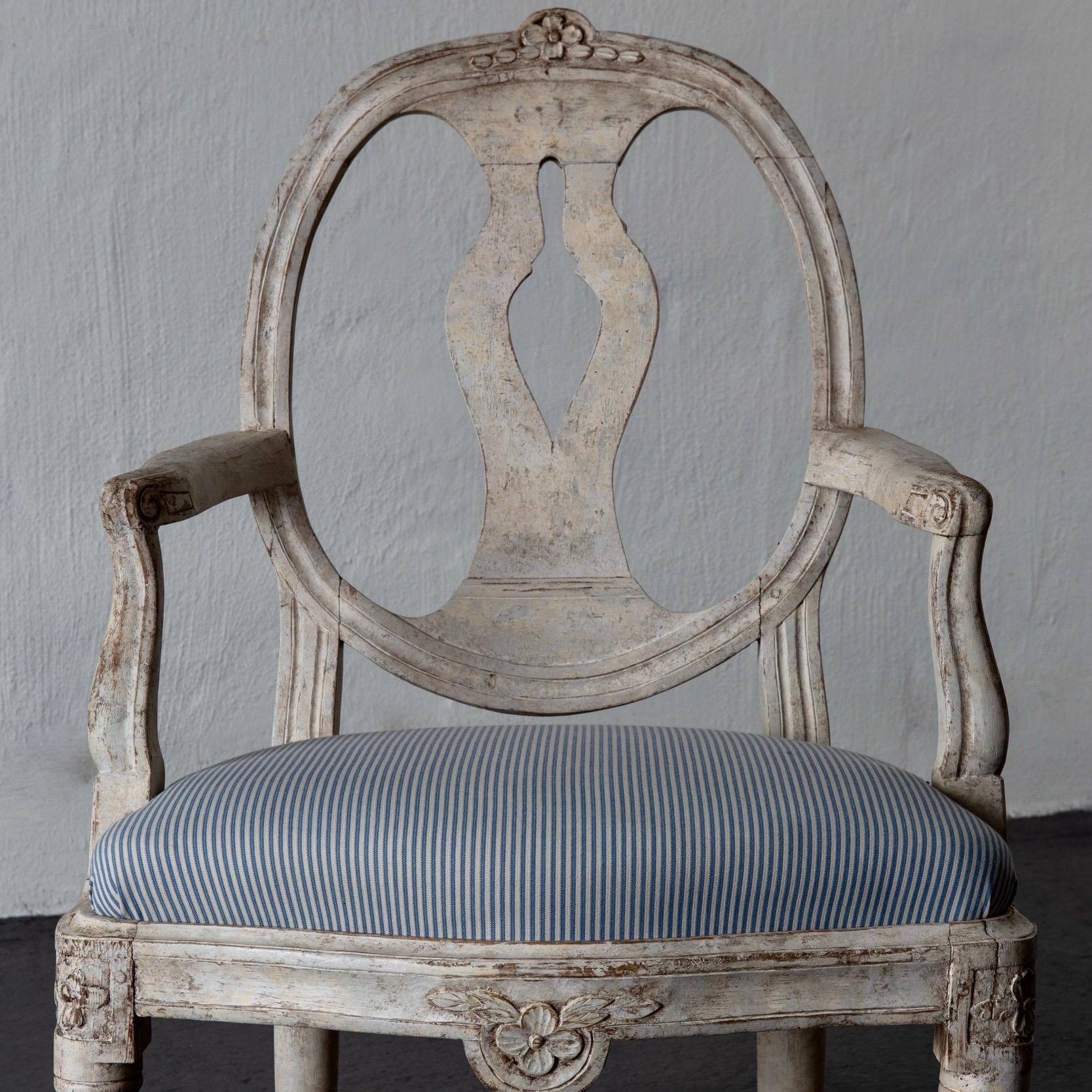 Armchair Swedish Gustavian 1775-1790 White Washed, Sweden For Sale 2