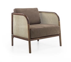 Armchair that reinterprets classic craftsmanship Riva 1920 Vienna