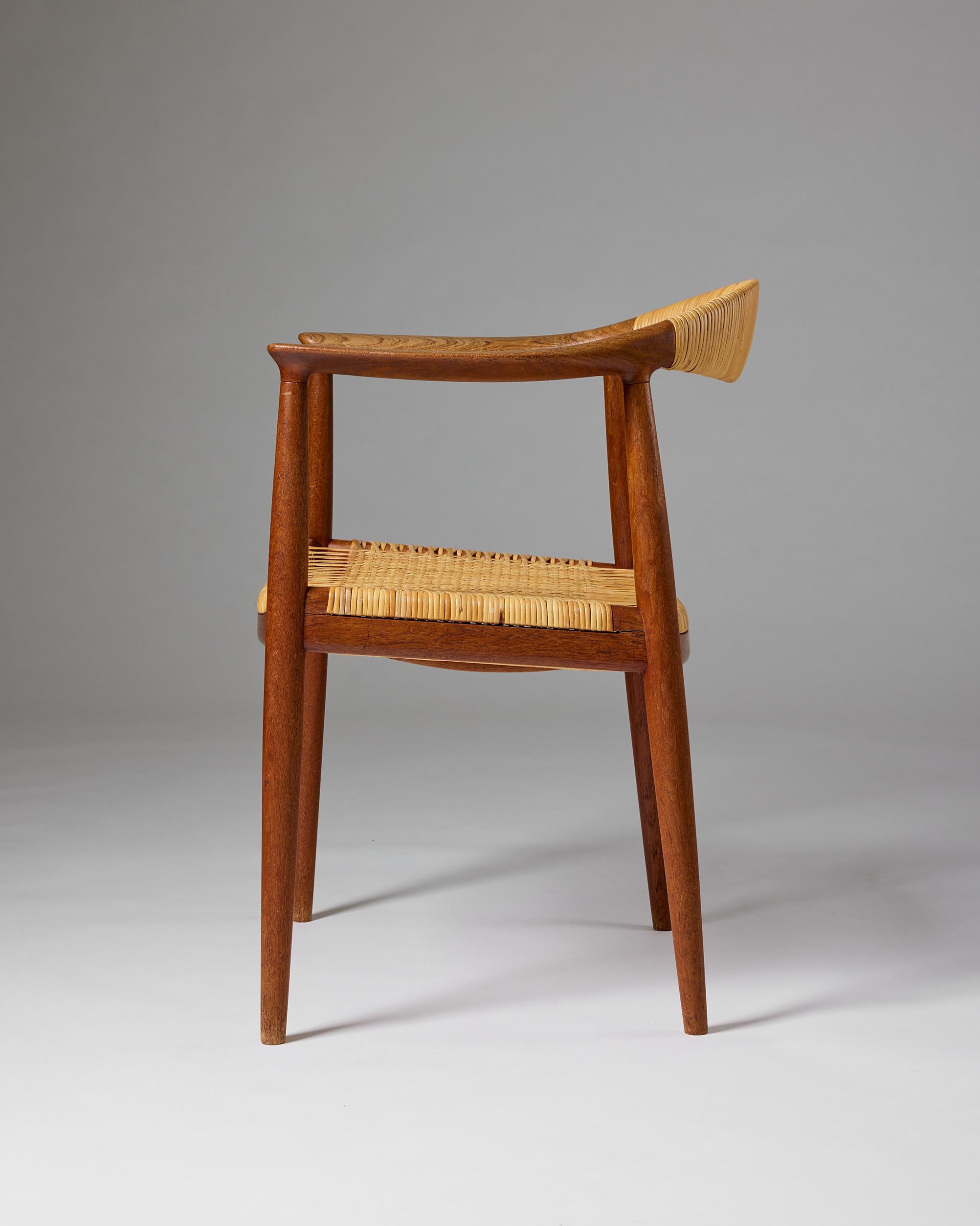 Sessel 'The Chair' Modell JH 501 entworfen von Hans Wegner für Johannes Hansen (Gehstock) im Angebot