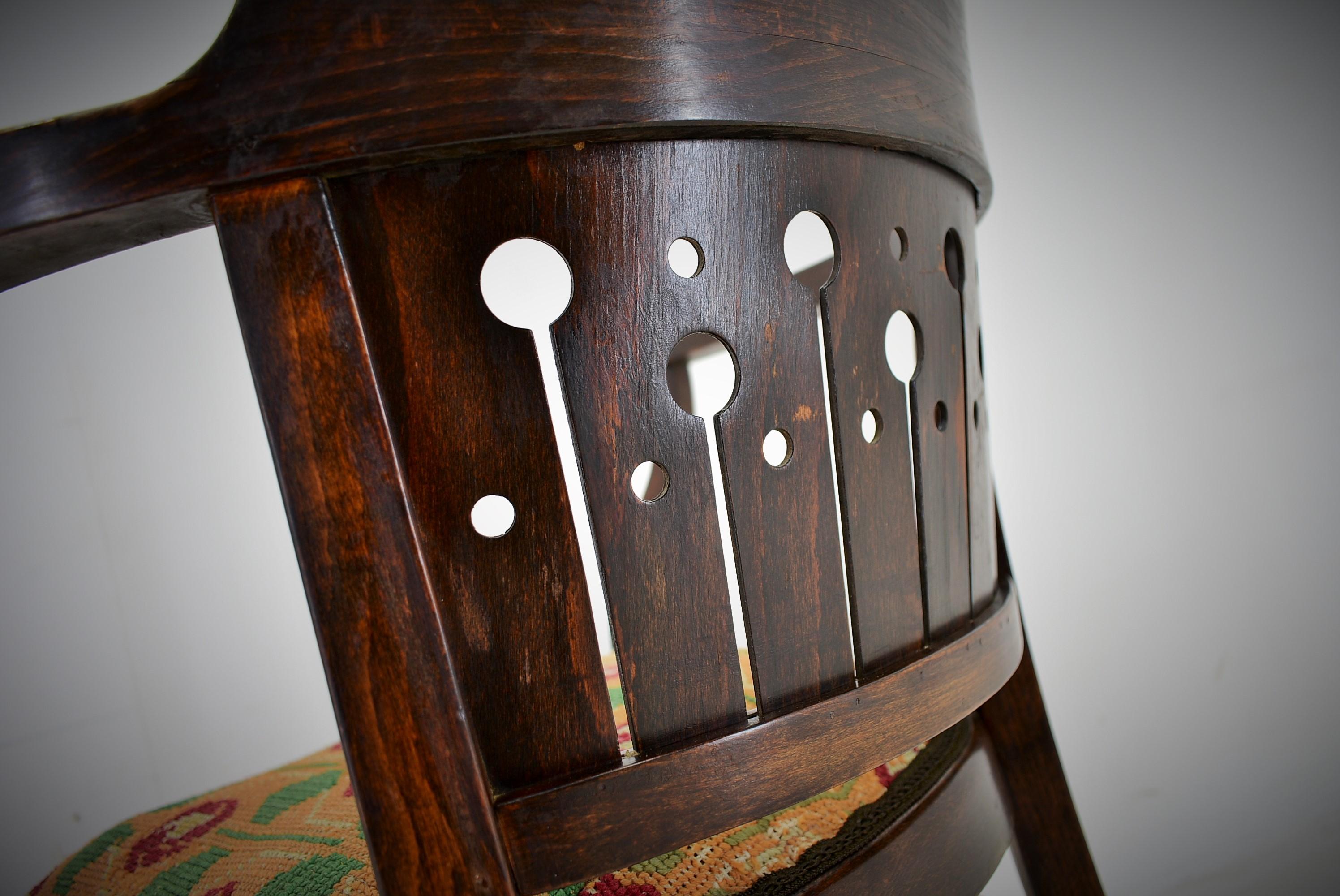 Armchair Thonet Nr.6142, Otto Wagner in 1905 For Sale 9