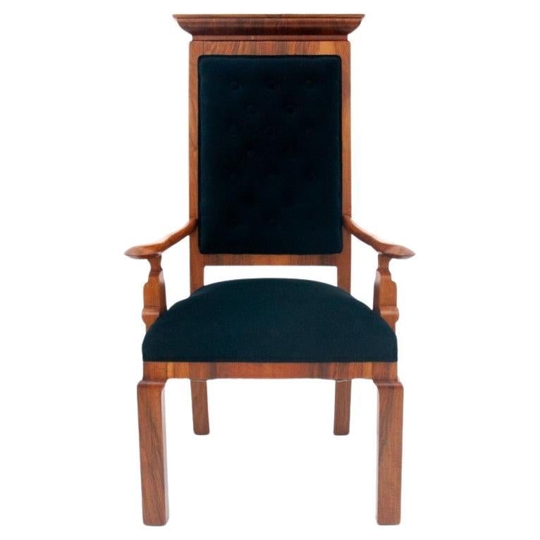 Armchair - throne, Western Europe, early 20th century. After renovation. For Sale