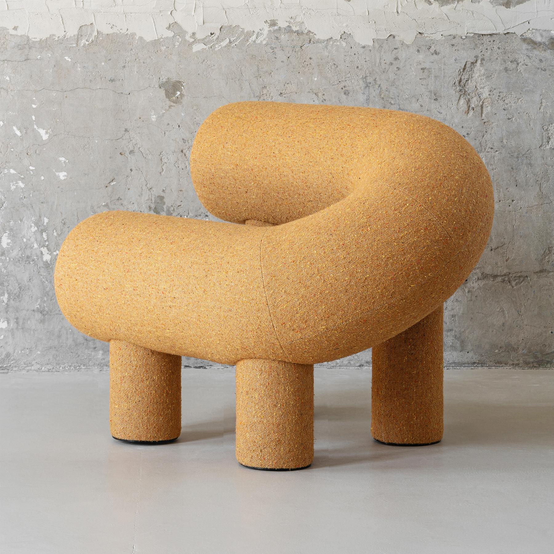 Contemporary Armchair ‘UMI’ by WOO – Bold Geometric Lounge Chair for Minimalist In New Condition For Sale In Kyiv, UA