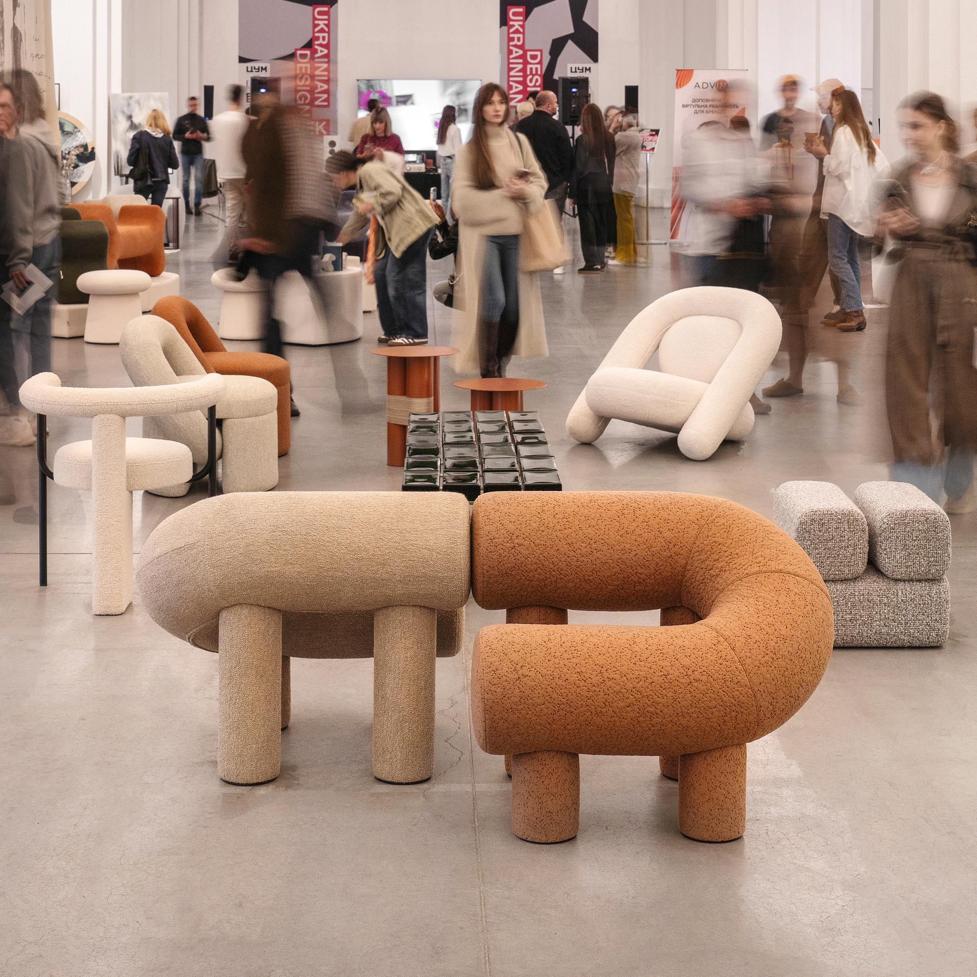 Contemporary Armchair ‘UMI’ by WOO – Bold Geometric Lounge Chair for Minimalist For Sale 2