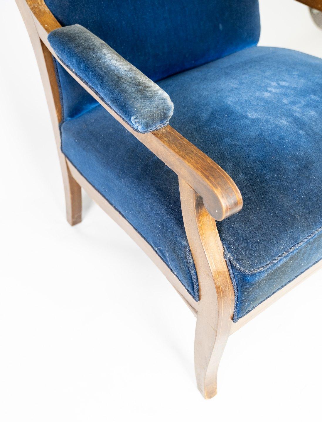 Danish Armchair Upholstered with Blue Velvet and Mahogany Designed by Fritz Henningsen For Sale