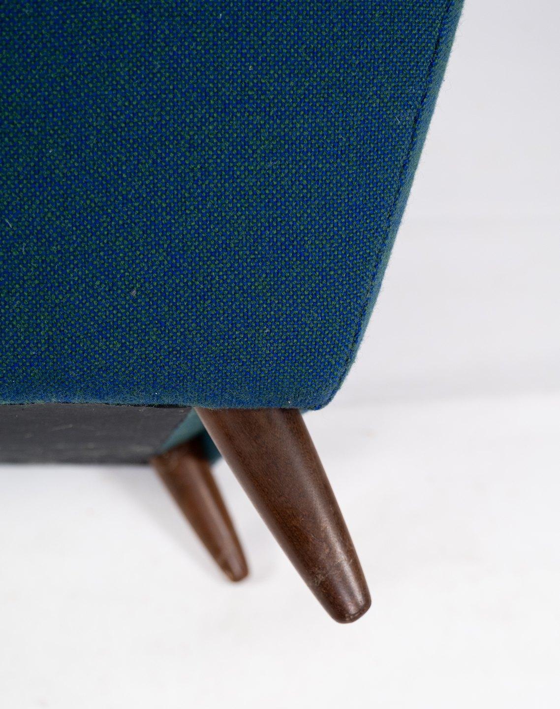 Armchair Upholstered with Dark Blue Wool Fabric and Legs in Dark Wood, 1960s For Sale 3