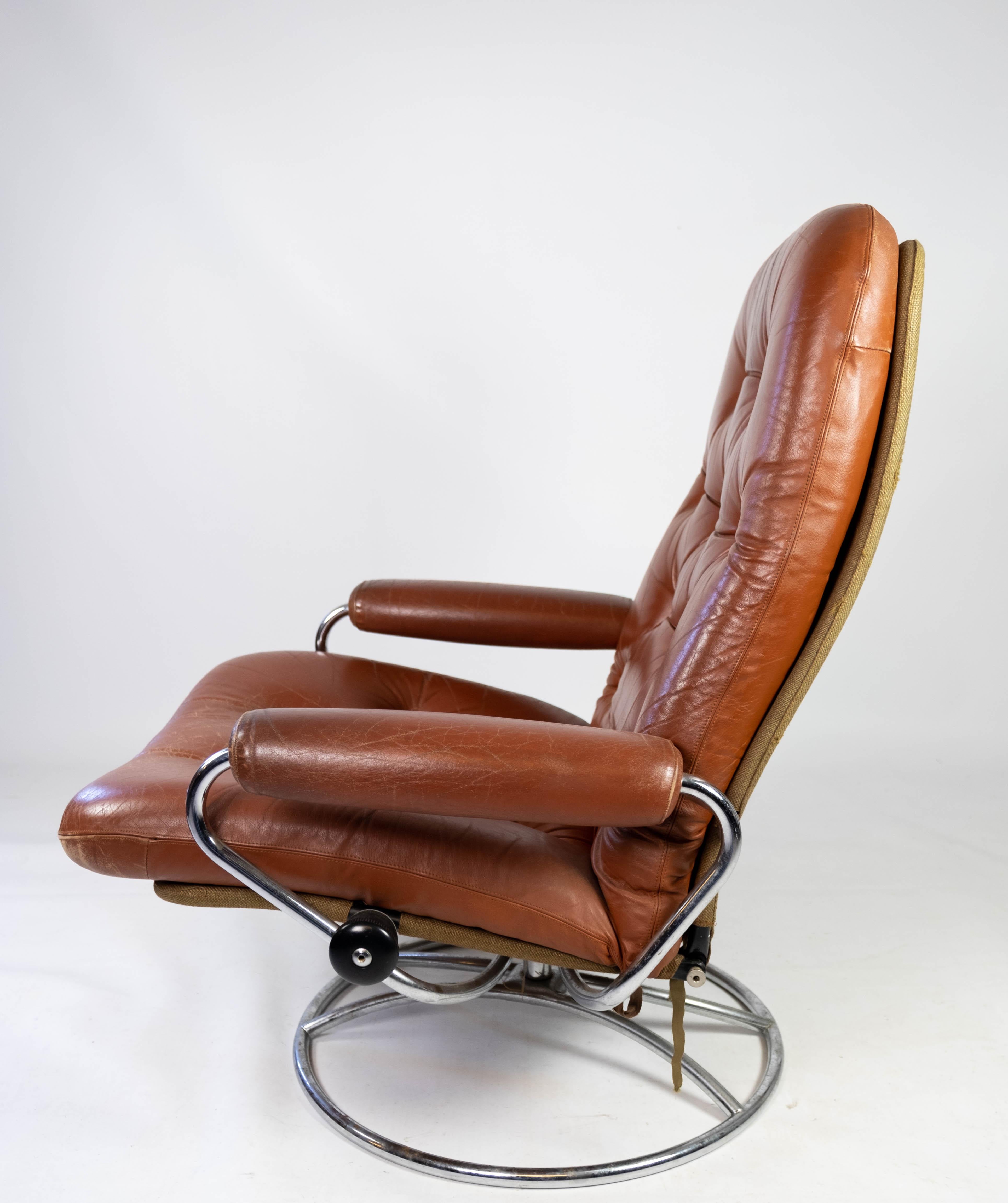 Armchair Upholstered with Red Leather and Frame of Metal, of Danish Design, 1960 For Sale 1