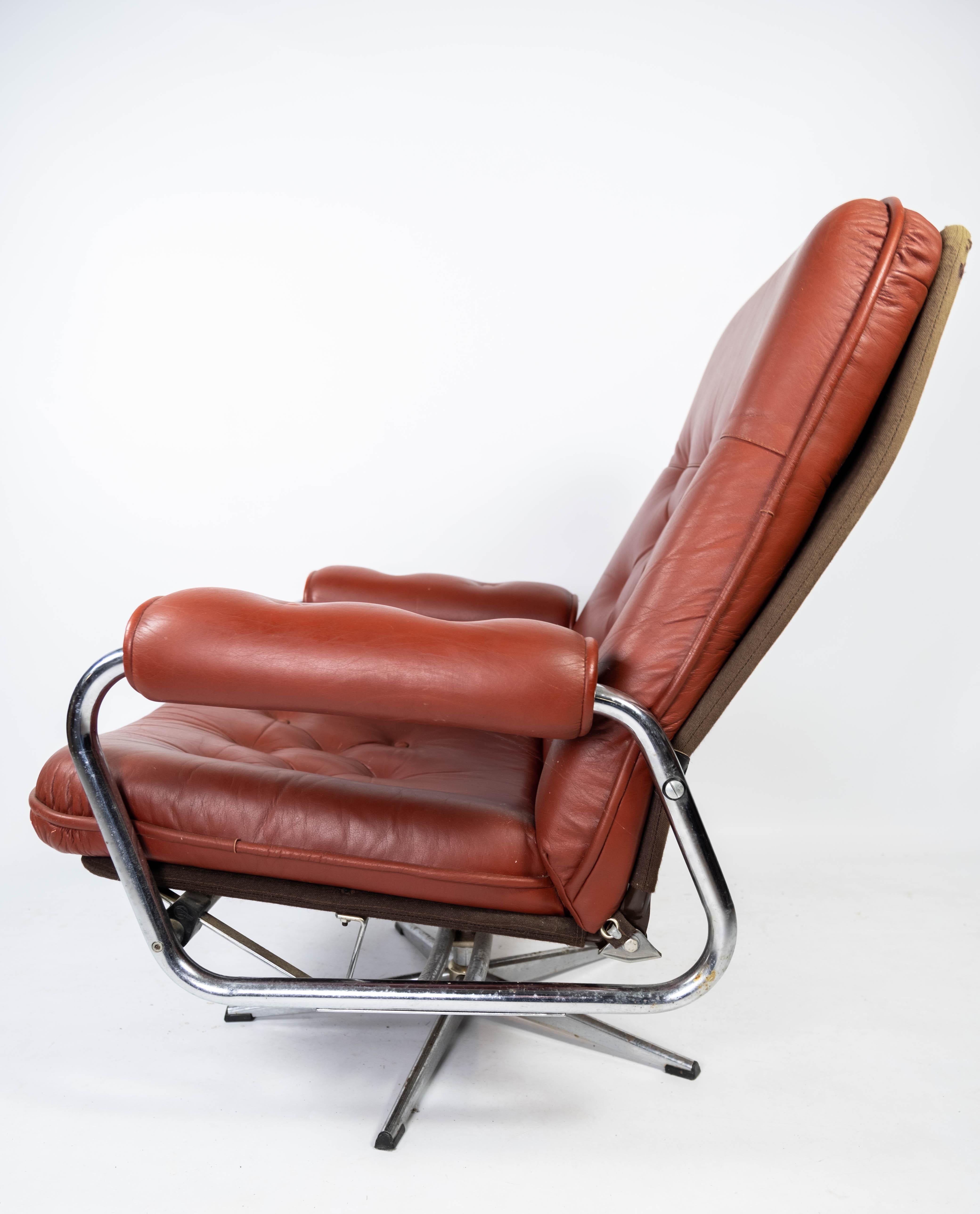 Armchair Upholstered with Red Leather and Frame of Metal, of Danish Design, 1960 For Sale 3
