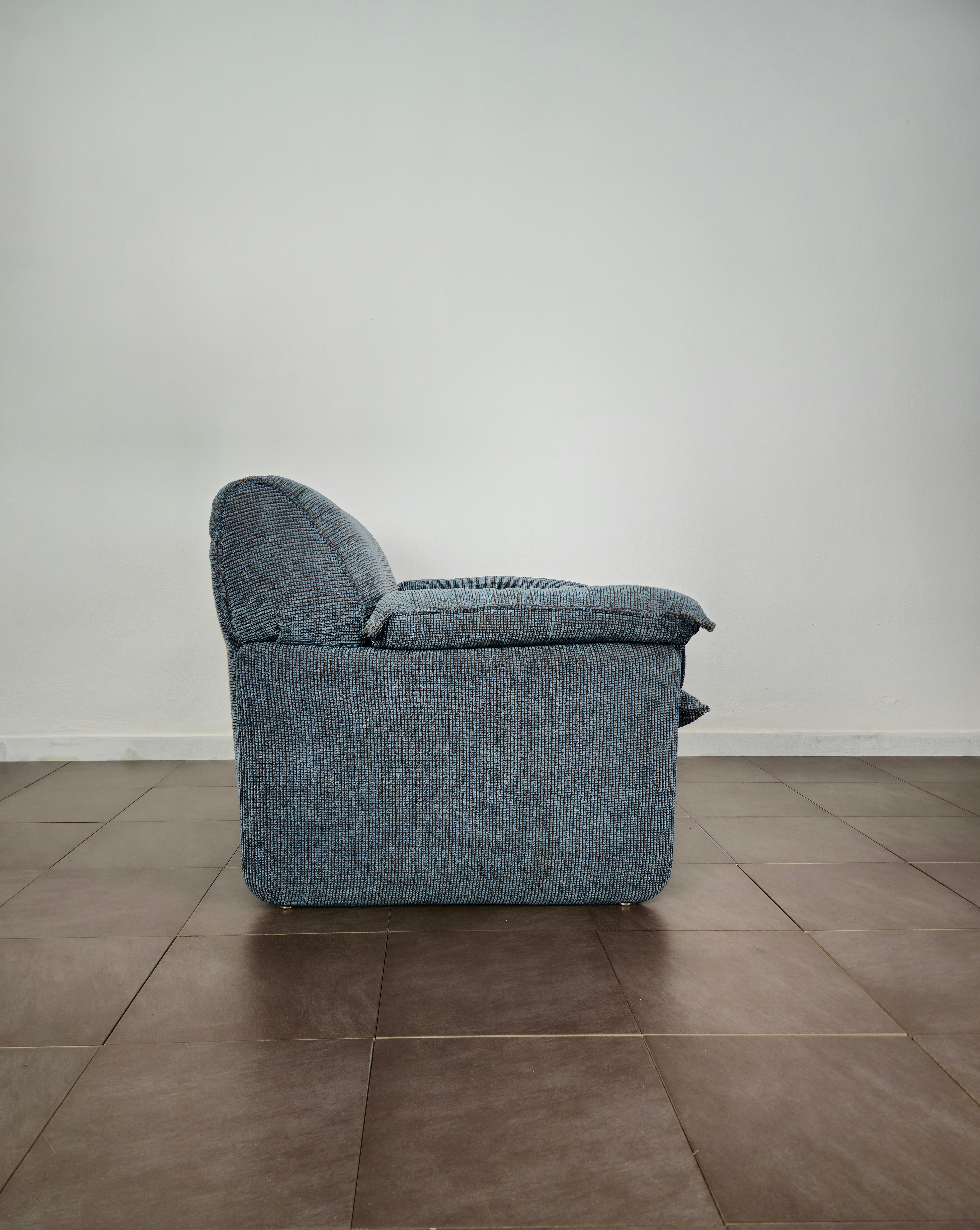 Mid-Century Modern Armchair Velvet in the Style of Afra E Tobia Scarpa Midcentury, Italy, 1970s For Sale