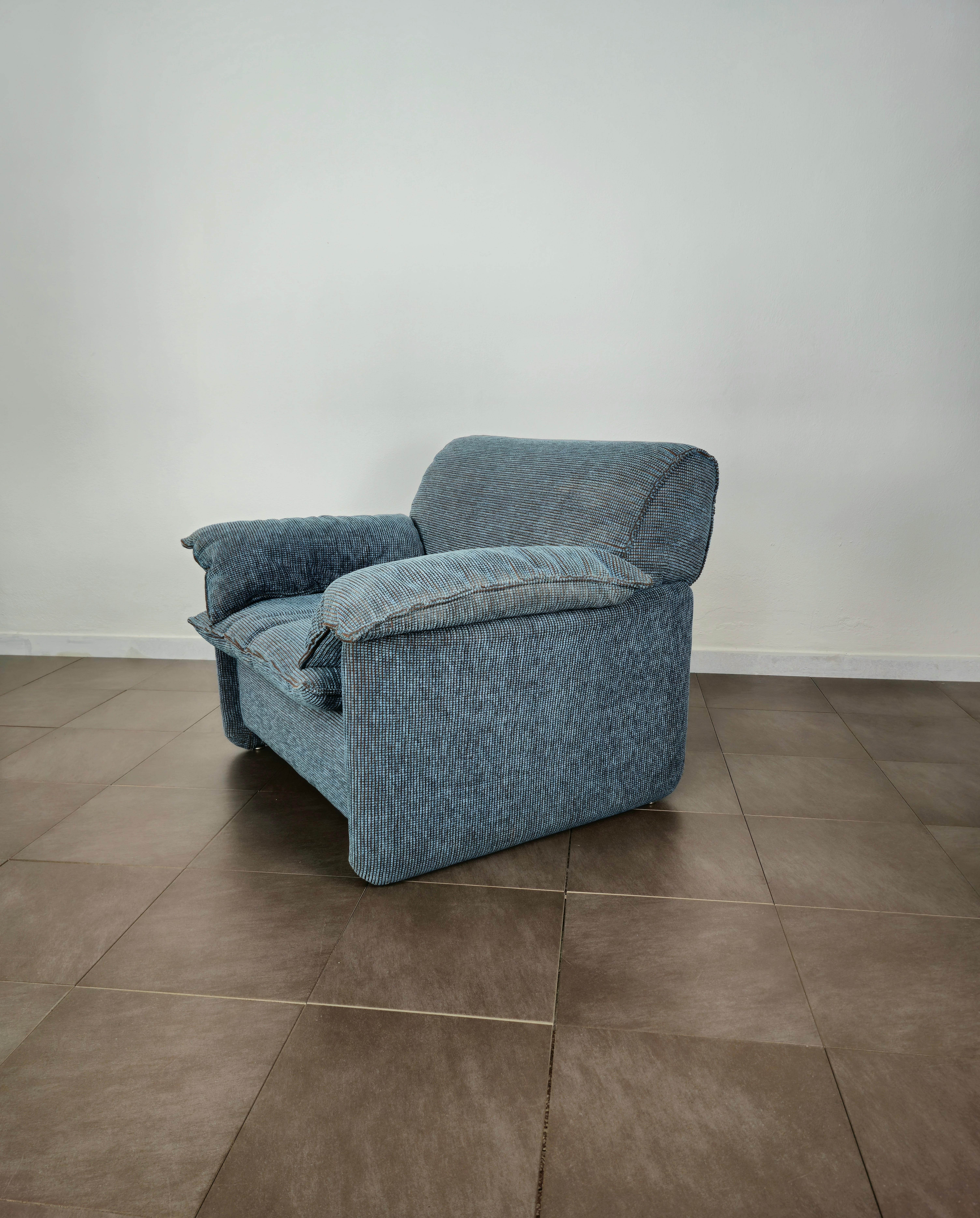 Armchair Velvet in the Style of Afra E Tobia Scarpa Midcentury, Italy, 1970s For Sale 1