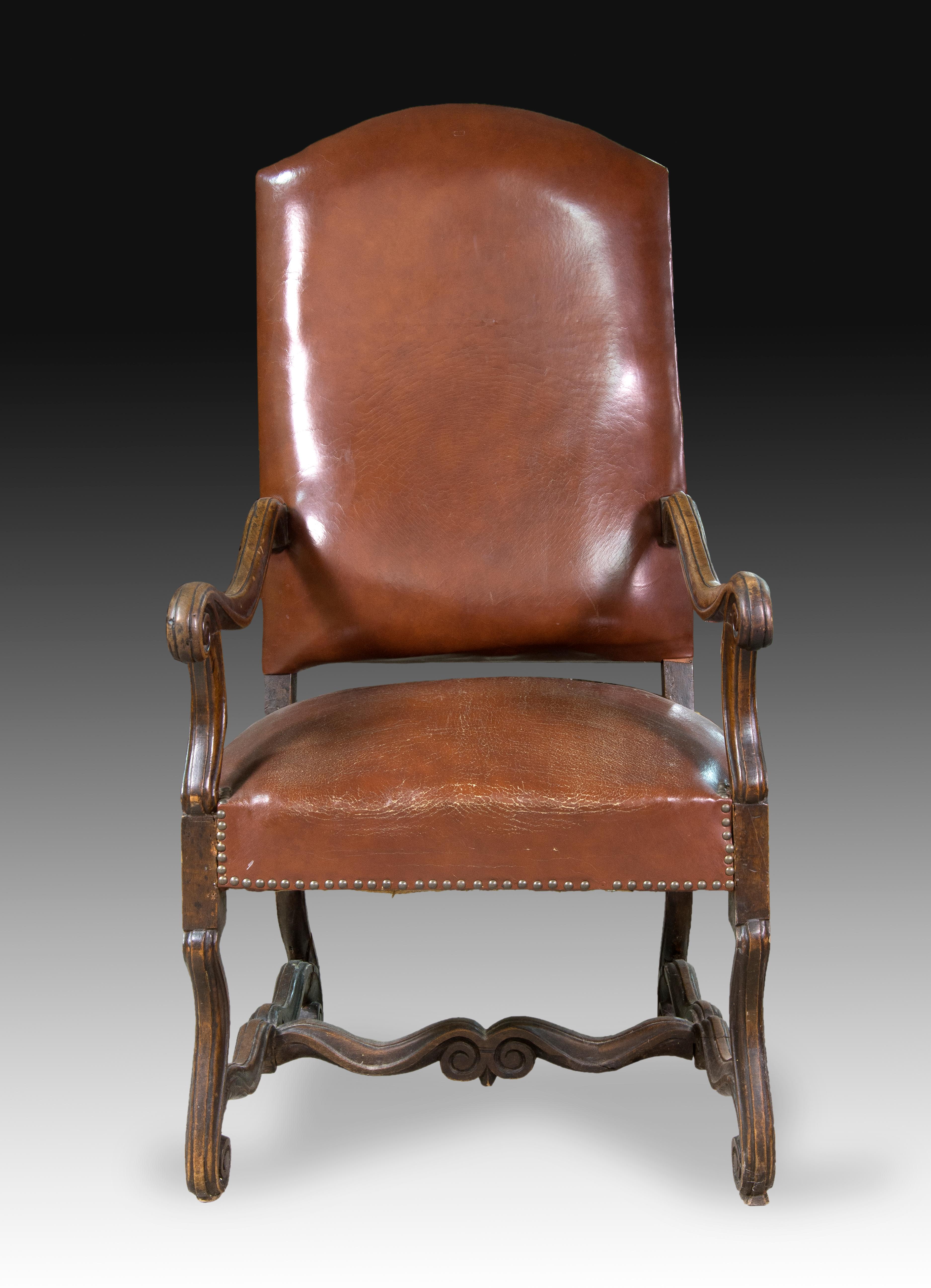 Européen Fauteuil. Bois de Wood, cuir, 18e siècle. en vente