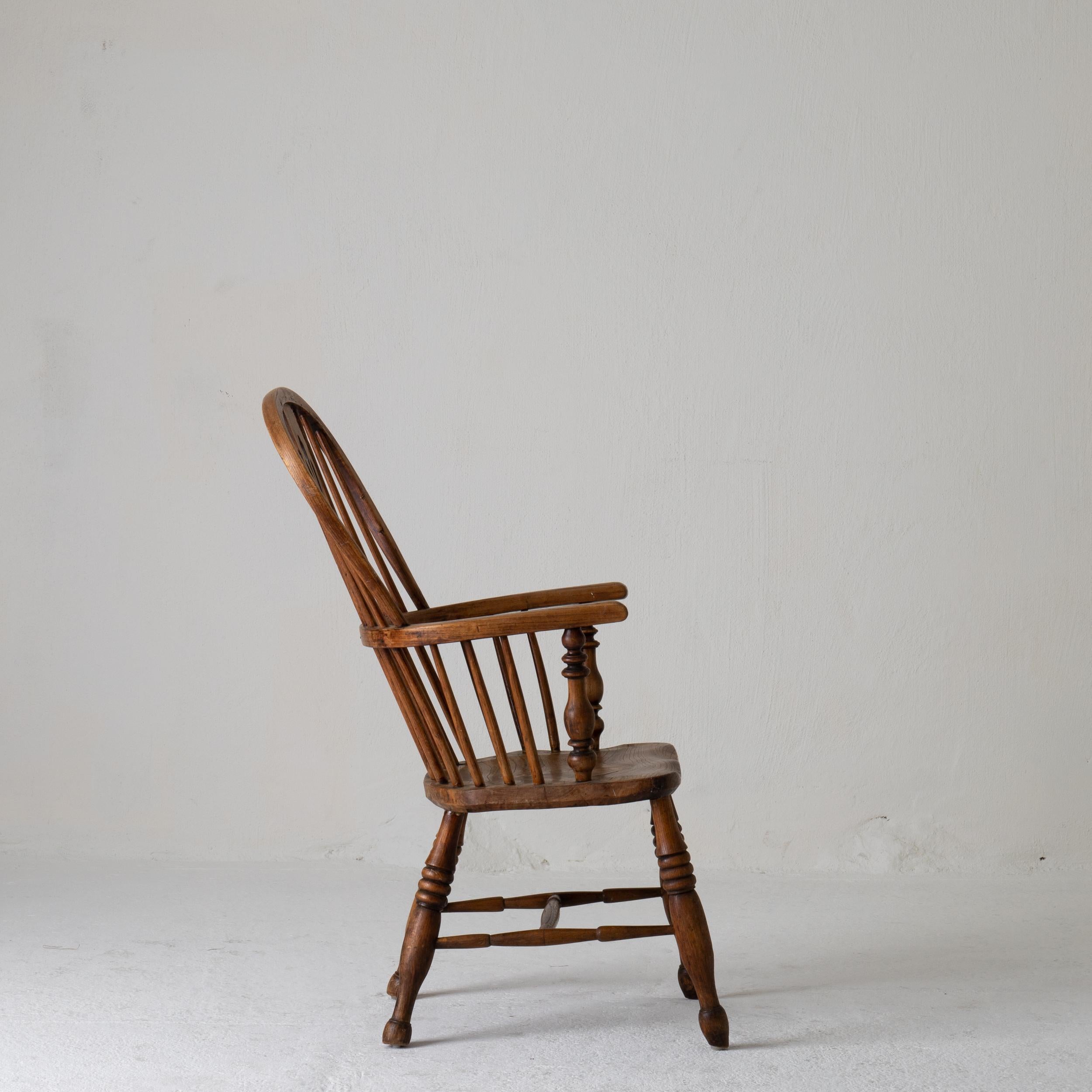 Armchair Windsor English Brown, 19th Century, England For Sale 7