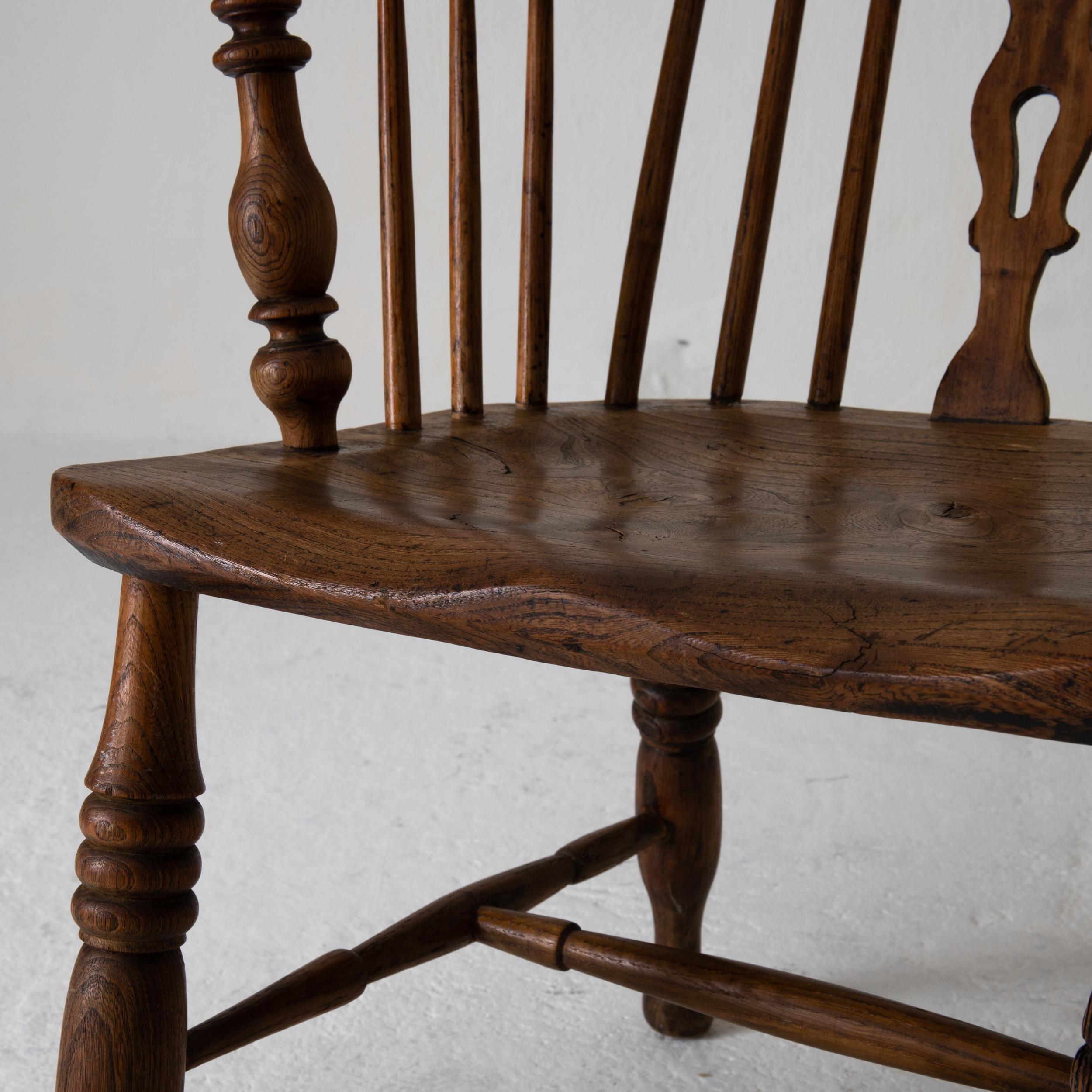 Armchair Windsor English Brown, 19th Century, England For Sale 4