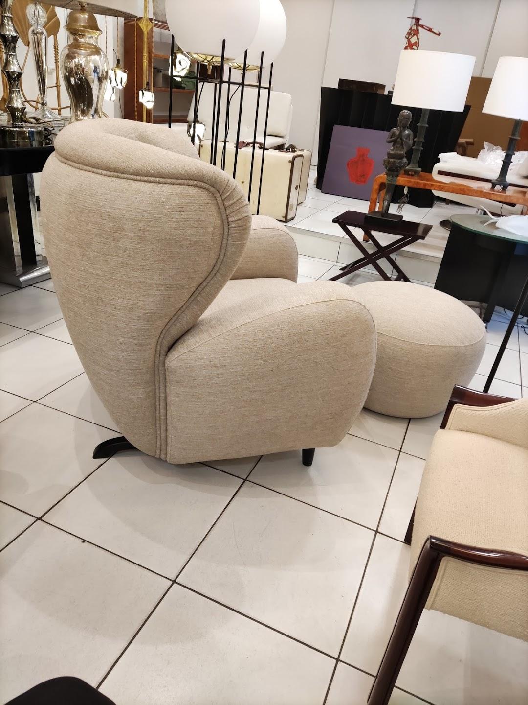 Armchair with Ottoman in Beige Fabric For Sale 2