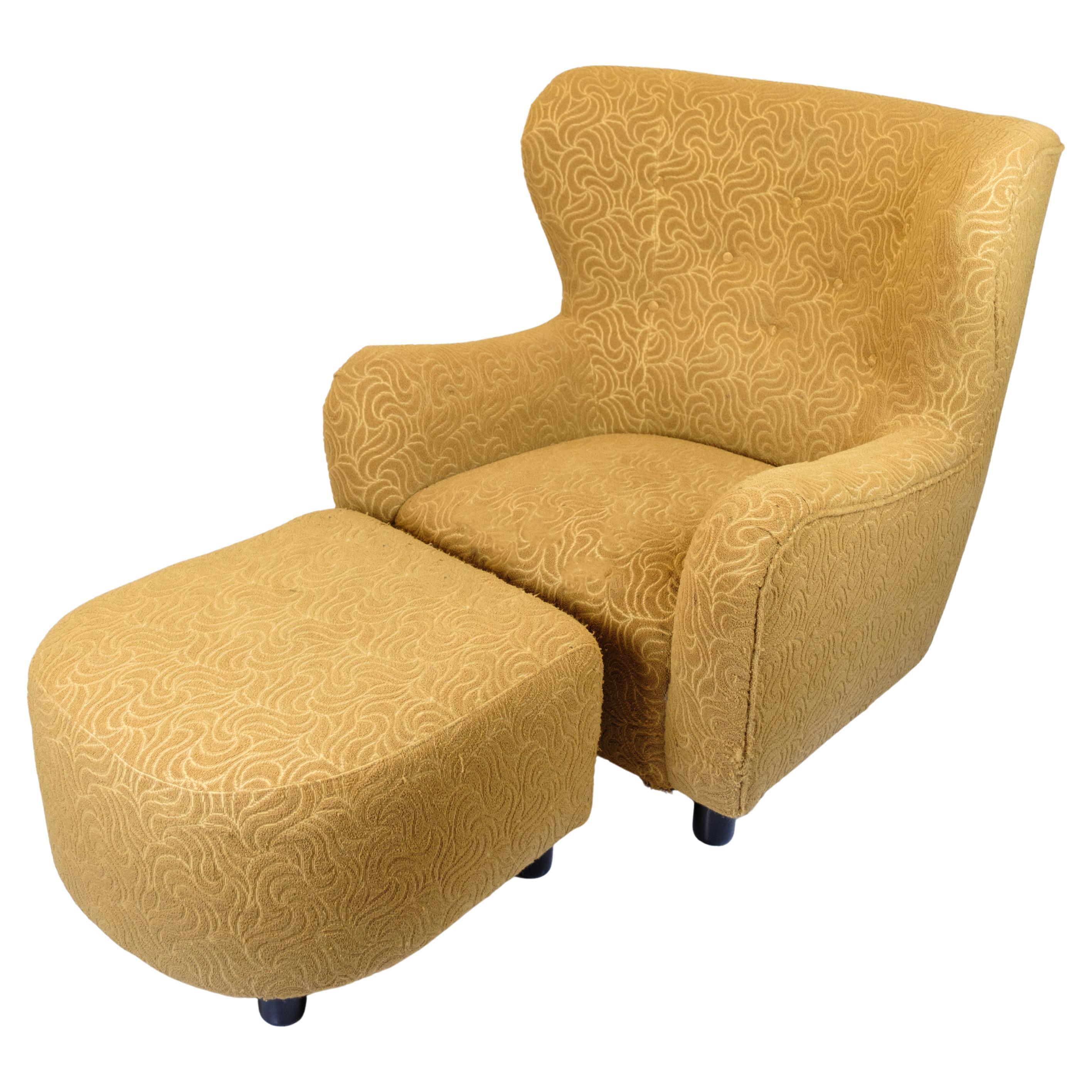 Armchair With Ottoman, Patterned Yellow Fabric With Black Legs From 1940s For Sale