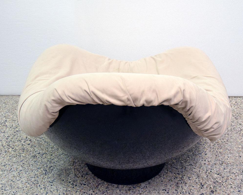 Poltrona con pouf 'Rodica' design Mario Brunu for Comfort 1970s in vendita 3