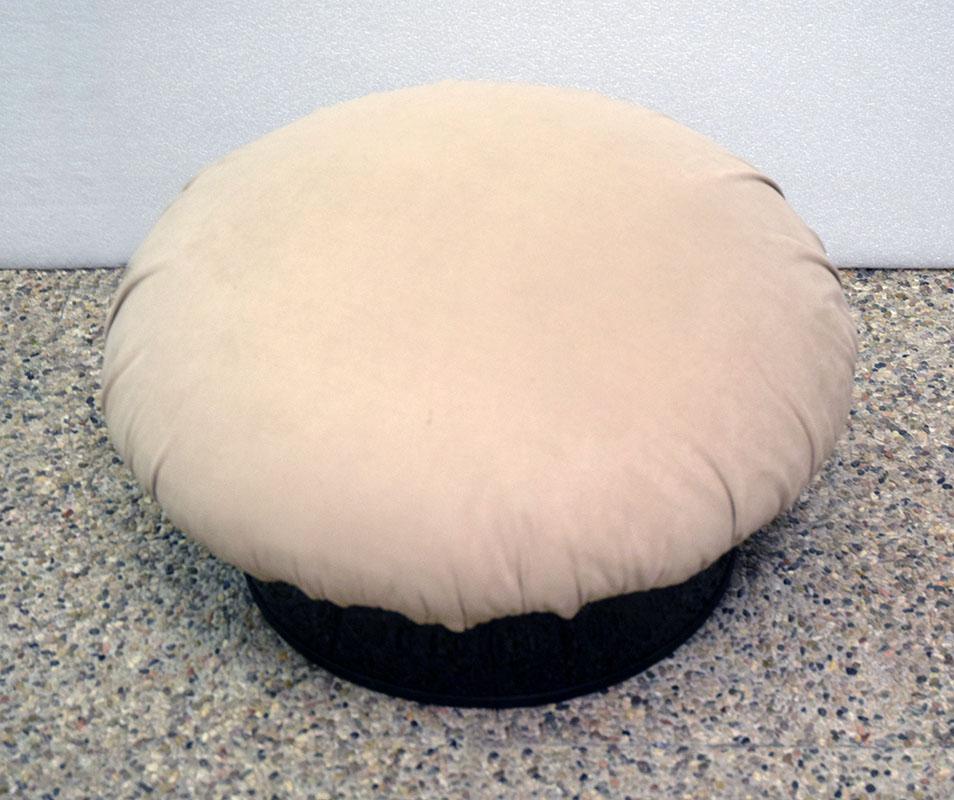 Poltrona con pouf 'Rodica' design Mario Brunu for Comfort 1970s in vendita 5