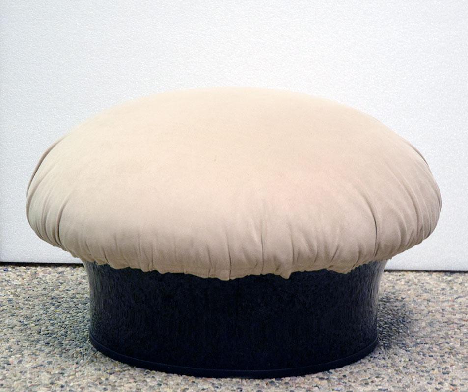 Poltrona con pouf 'Rodica' design Mario Brunu for Comfort 1970s in vendita 6