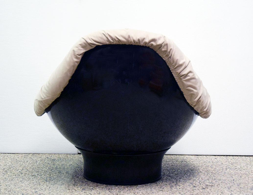 Poltrona con pouf 'Rodica' design Mario Brunu for Comfort 1970s in vendita 2
