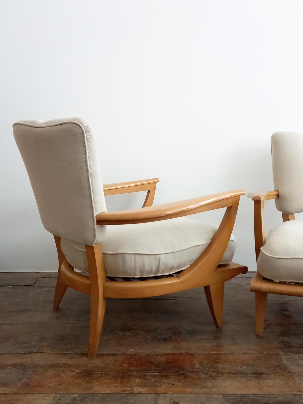 Armchairs by Etienne-Henri Martin, Model Sk250. Set of 2 In Good Condition In Saint Leonards-on-sea, England