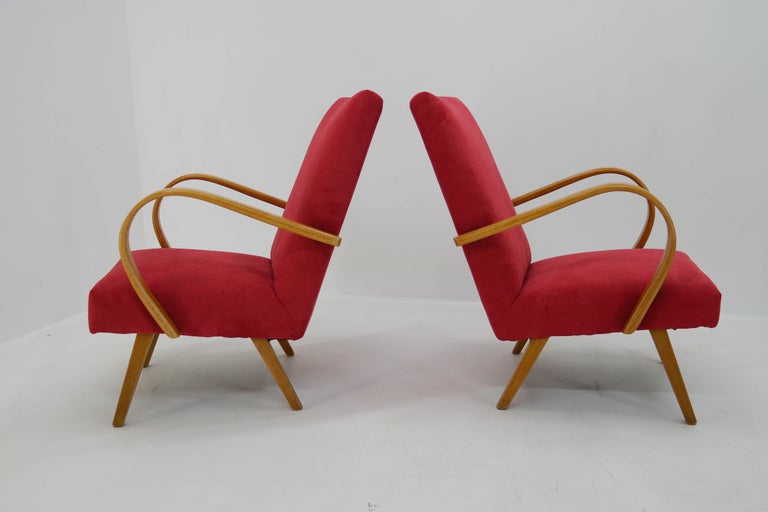 - Set of two armchairs by Jaroslav Smidek fot Jitona, Czechoslovakia
- New upholstery.
 