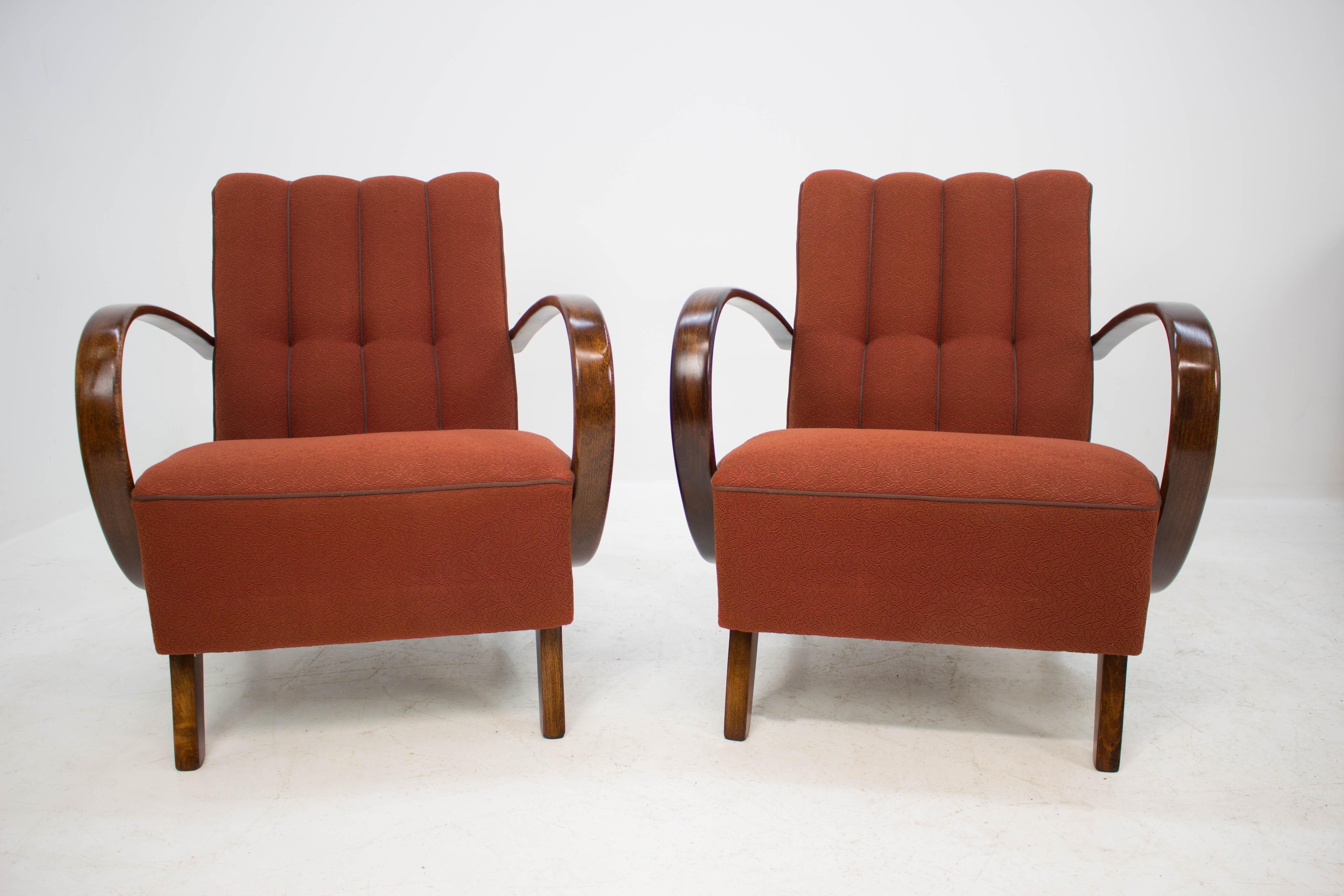 Czech Armchairs by Jindrich Halabala, 1940s, Set of Two