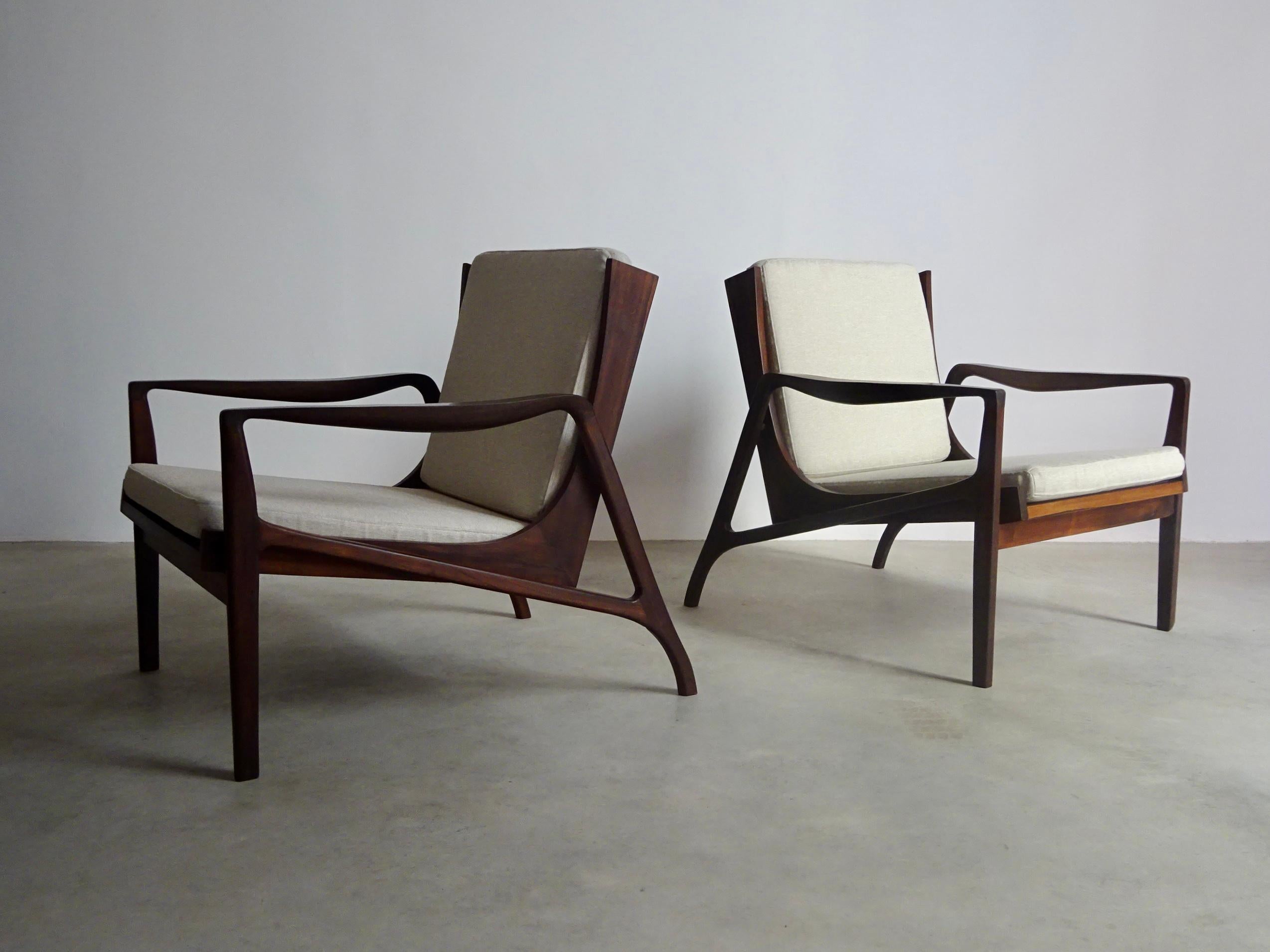 Armchairs by “Liceu de Artes e Ofícios”, Brazil 1960s.  In Excellent Condition For Sale In Barcelona, ES