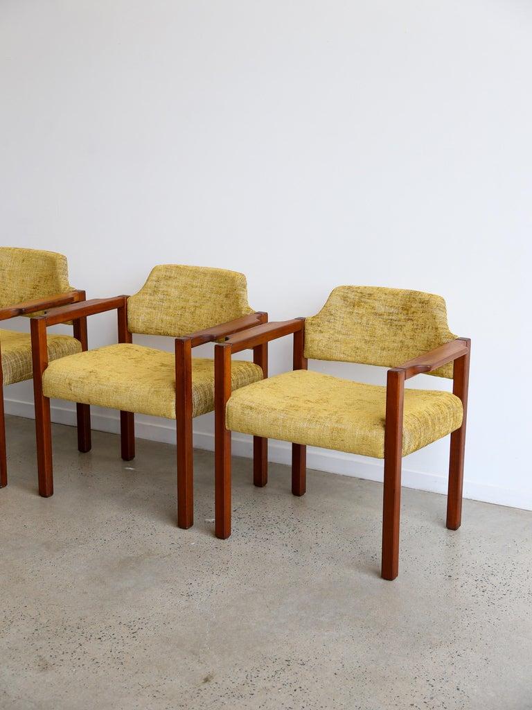 Italiano Poltrone di Umberto Brandigi per Poltronova Set di sei poltrone in faggio e tessuto in vendita