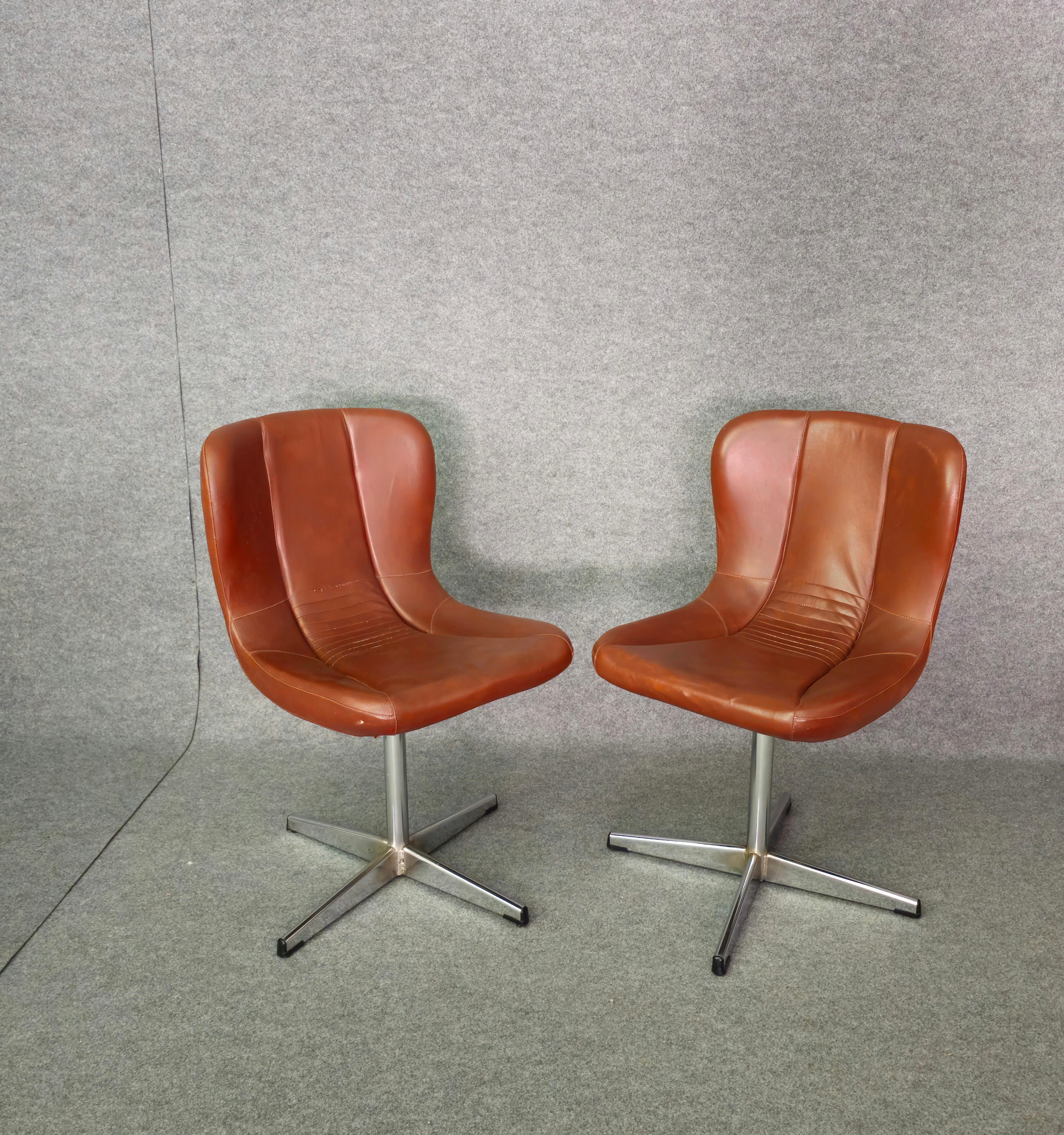Italian Armchairs Chairs Swivel Leather Metal Wood Midcentury Modern Italy 1960 Set of 2 For Sale
