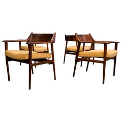 Armchairs in Brazilian Rosewood & Bouclé by Jorge Jabour, Cantù Móveis, 1960s