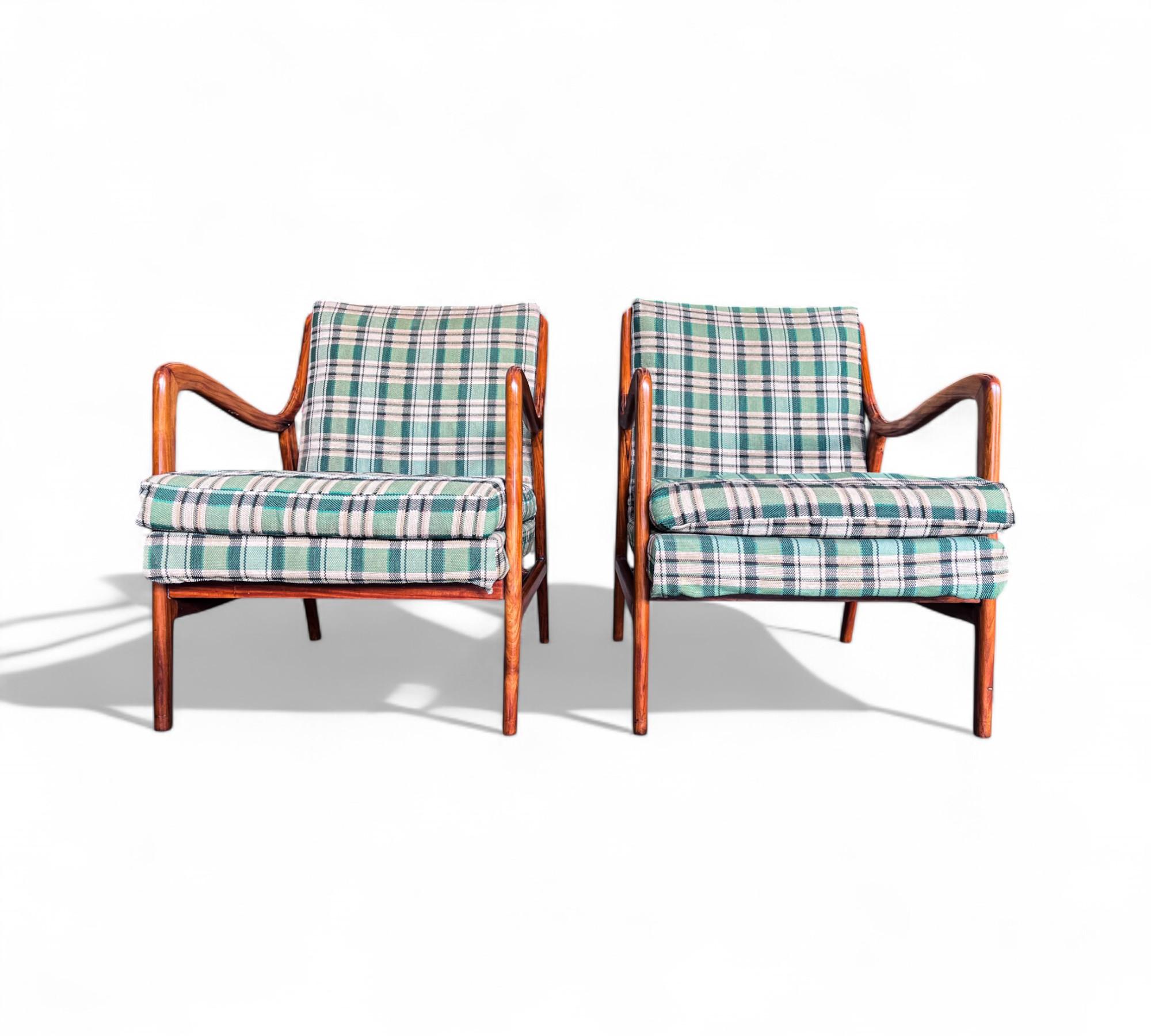 Sillones en Madera y Tela Caviuna, Giuseppe Scapinelli, Años 50 - Lote 833 Moderno de mediados de siglo en venta