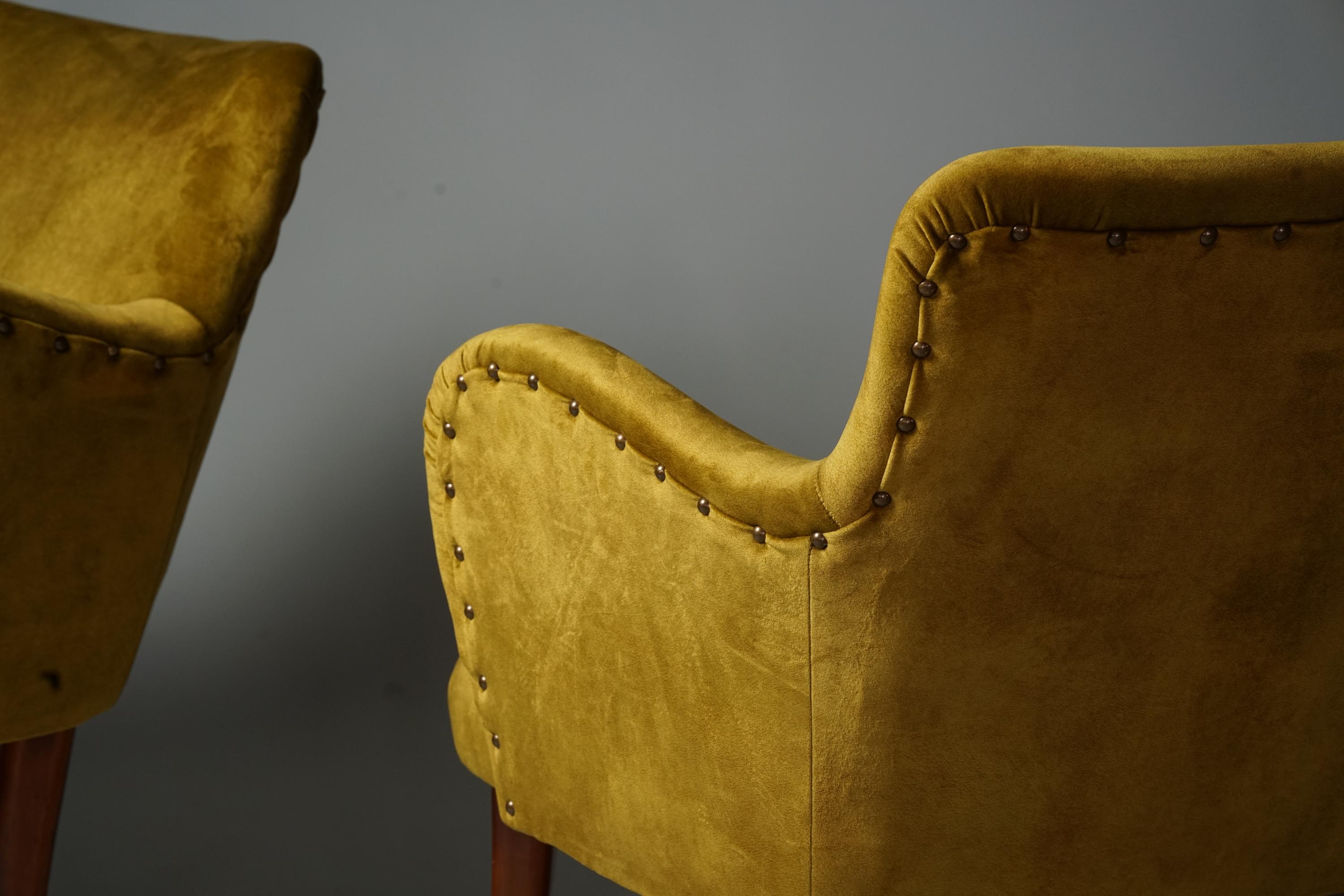 Mid-20th Century Armchairs in Gunnel Nyman Style, 1940s For Sale