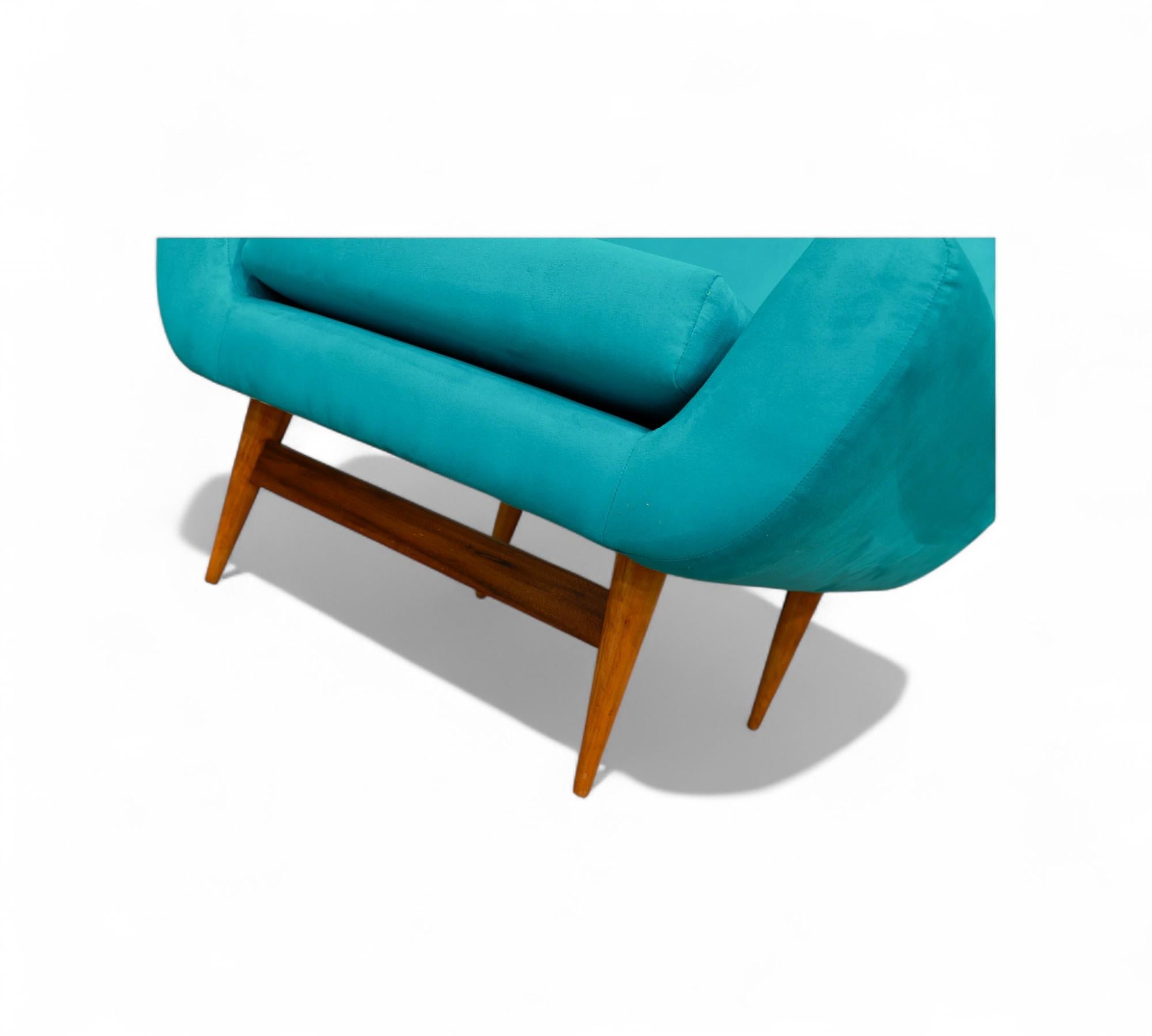 Armchairs in Hardwood and Fabric, Unknown, 1960s - Lot 464A For Sale 2