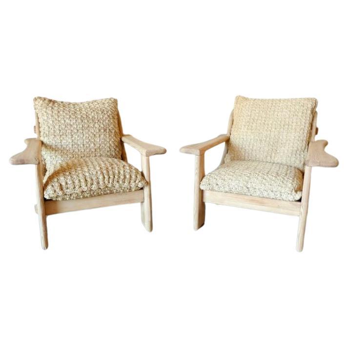 Armchairs in Pinewood and Upholstered Cushions For Sale