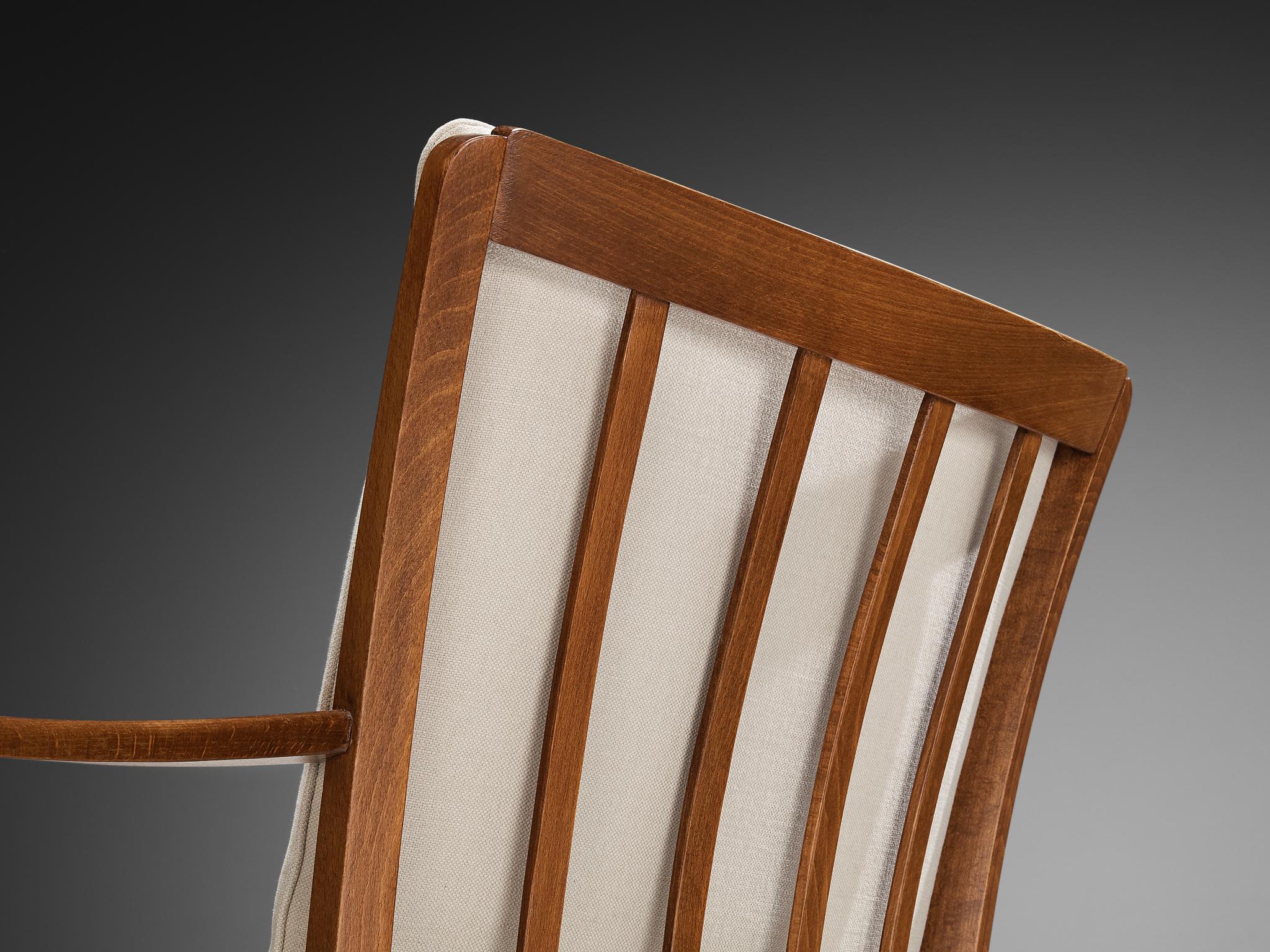 Sillones de madera maciza y cojines neutros en venta 2
