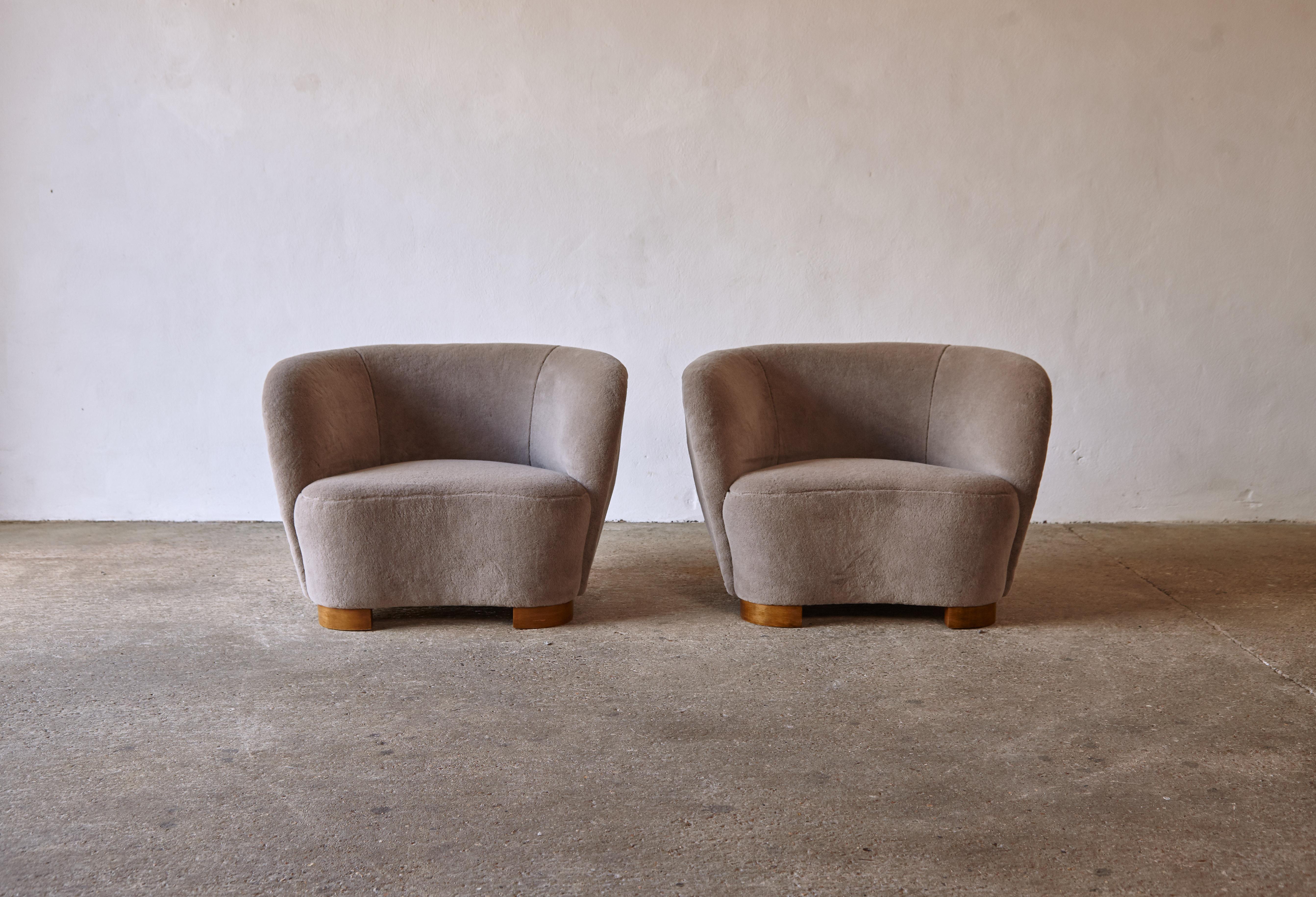 Mid-Century Modern Armchairs in the Style of Flemming Lassen / Viggo Boesen, Pure Alpaca Fabric For Sale