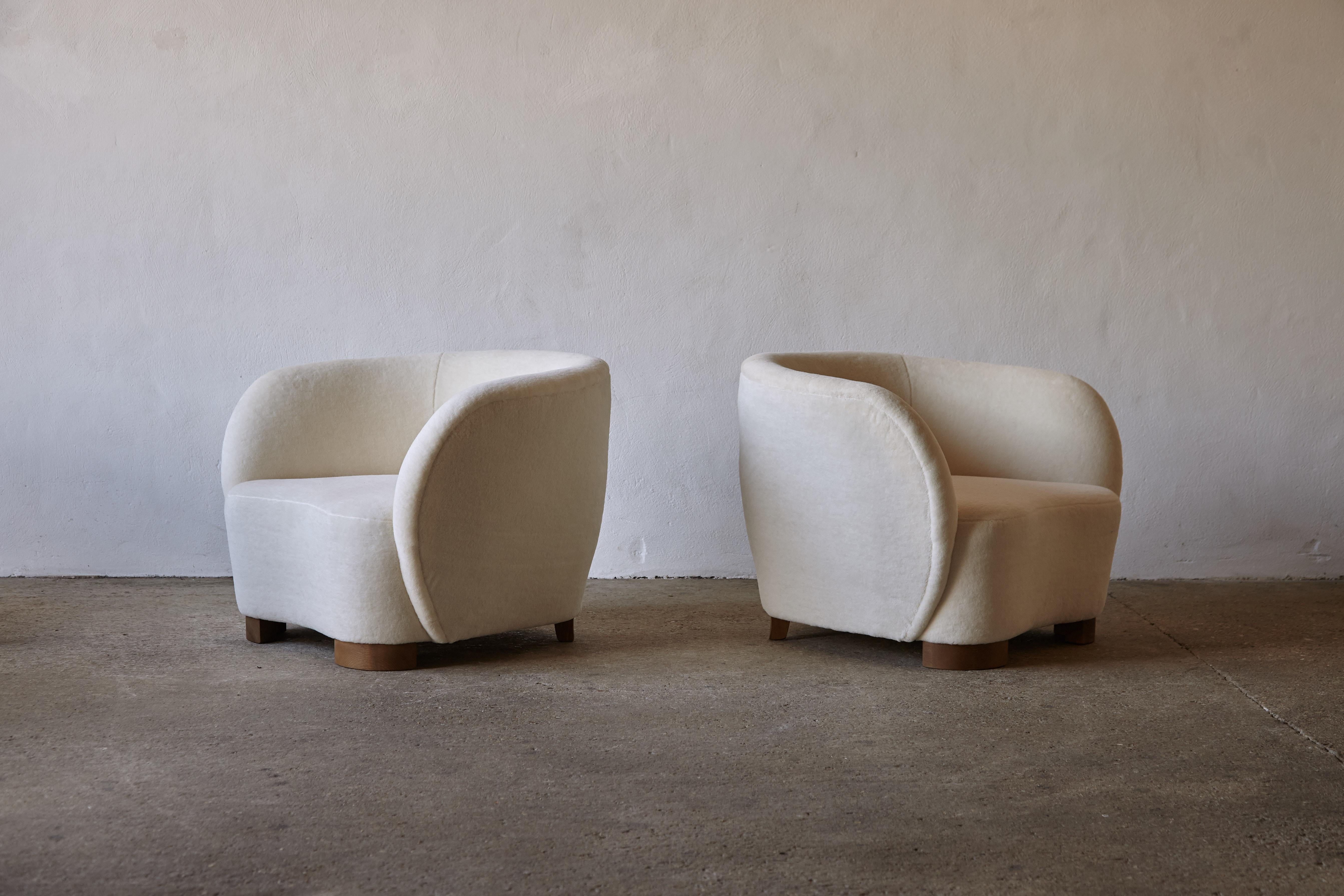 Mid-Century Modern Armchairs in the Style of Flemming Lassen / Viggo Boesen, Pure Alpaca Fabric