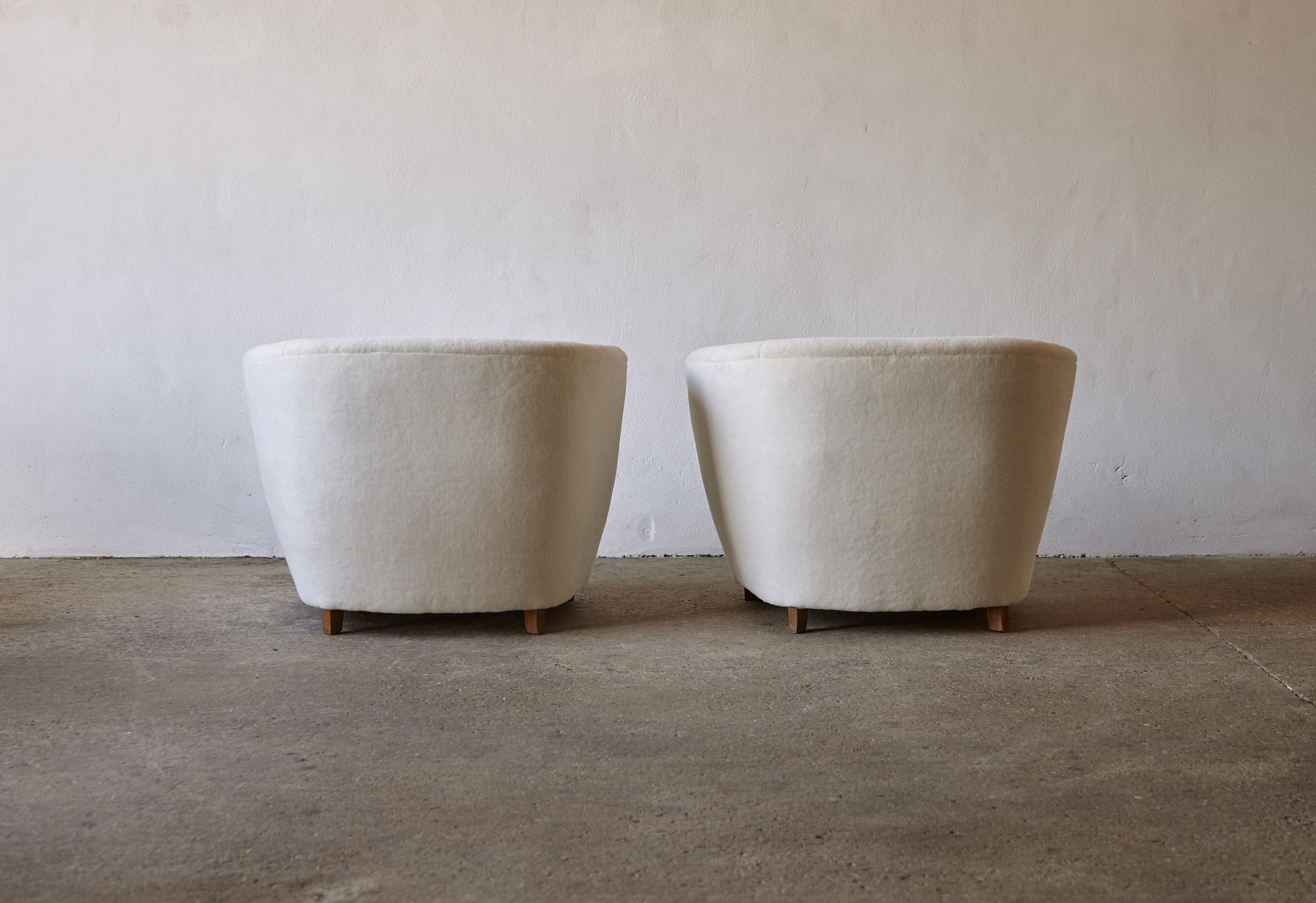 Armchairs in the Style of Flemming Lassen / Viggo Boesen, Pure Alpaca Fabric For Sale 2