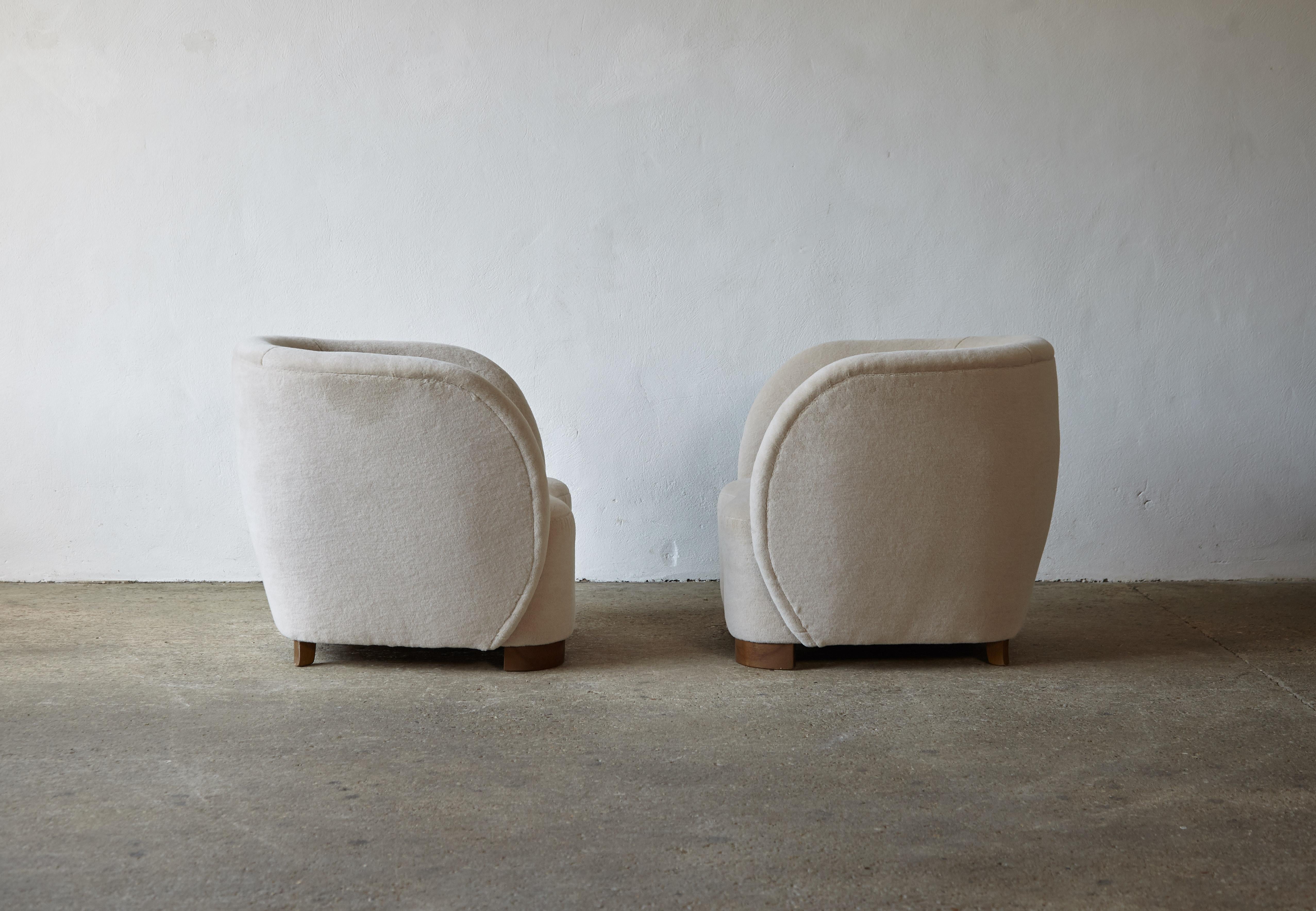 Sillones al estilo de Flemming Lassen / Viggo Boesen, tapicería de alpaca pura en venta 9