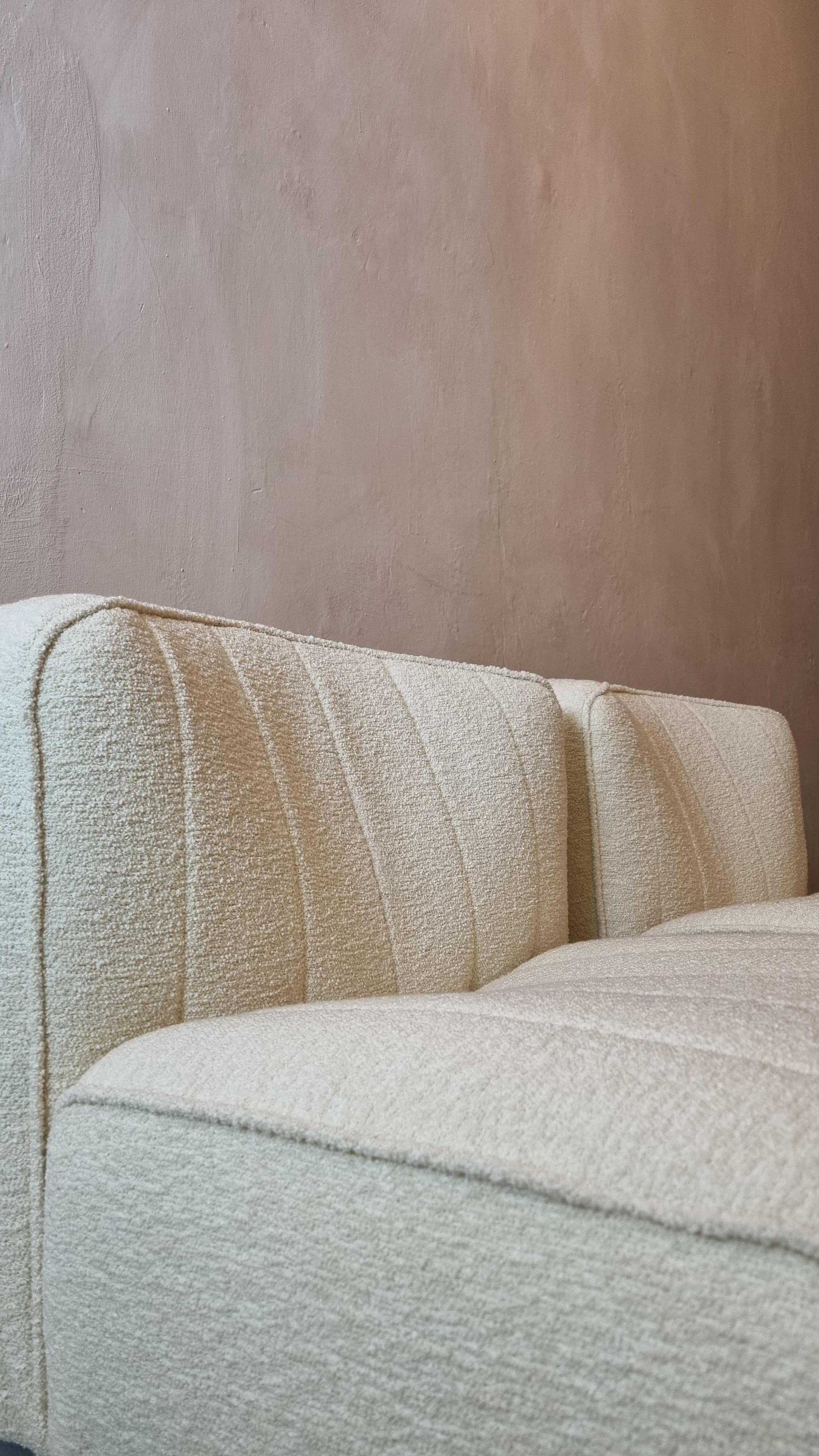 Mid-Century Modern Armchairs Mod. 9000 by Tito Agnoli for Arflex, 1970 For Sale