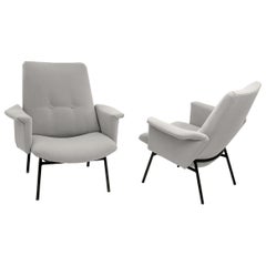 Armchairs Model SK660 by Pierre Guariche, Grey Fabric, France 1960, Set of 2