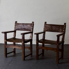 Armchairs Pair of Spanish Renaissance Brown Leather Oak 17th Century, Spain