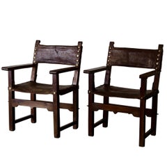 Armchairs Pair of Spanish Renaissance Brown Leather Oak 17th Century, Spain